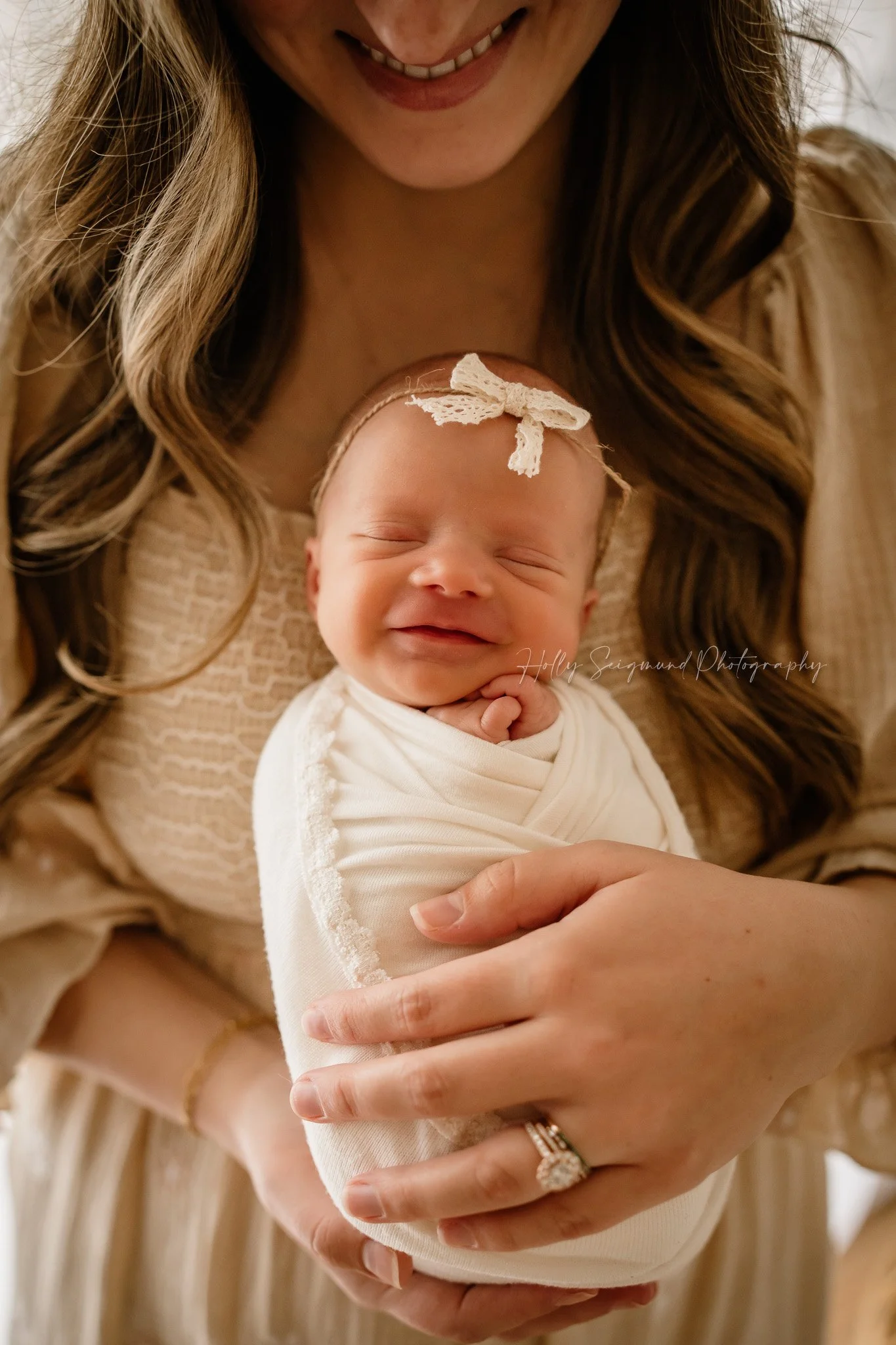 parent-newborn-family-photographer-central-texas.jpg