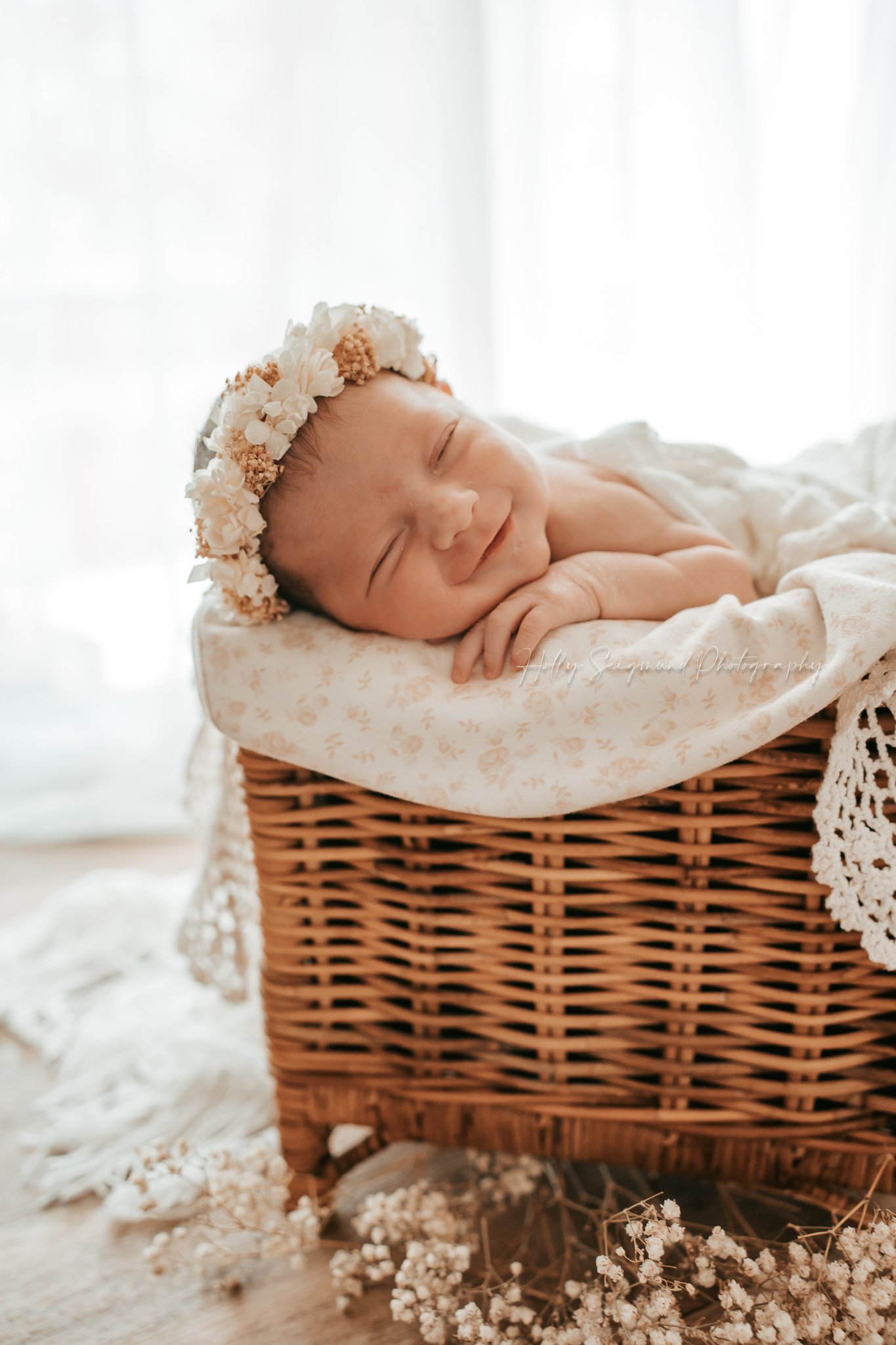 Central-texas-newborn-session-in-basket.jpg