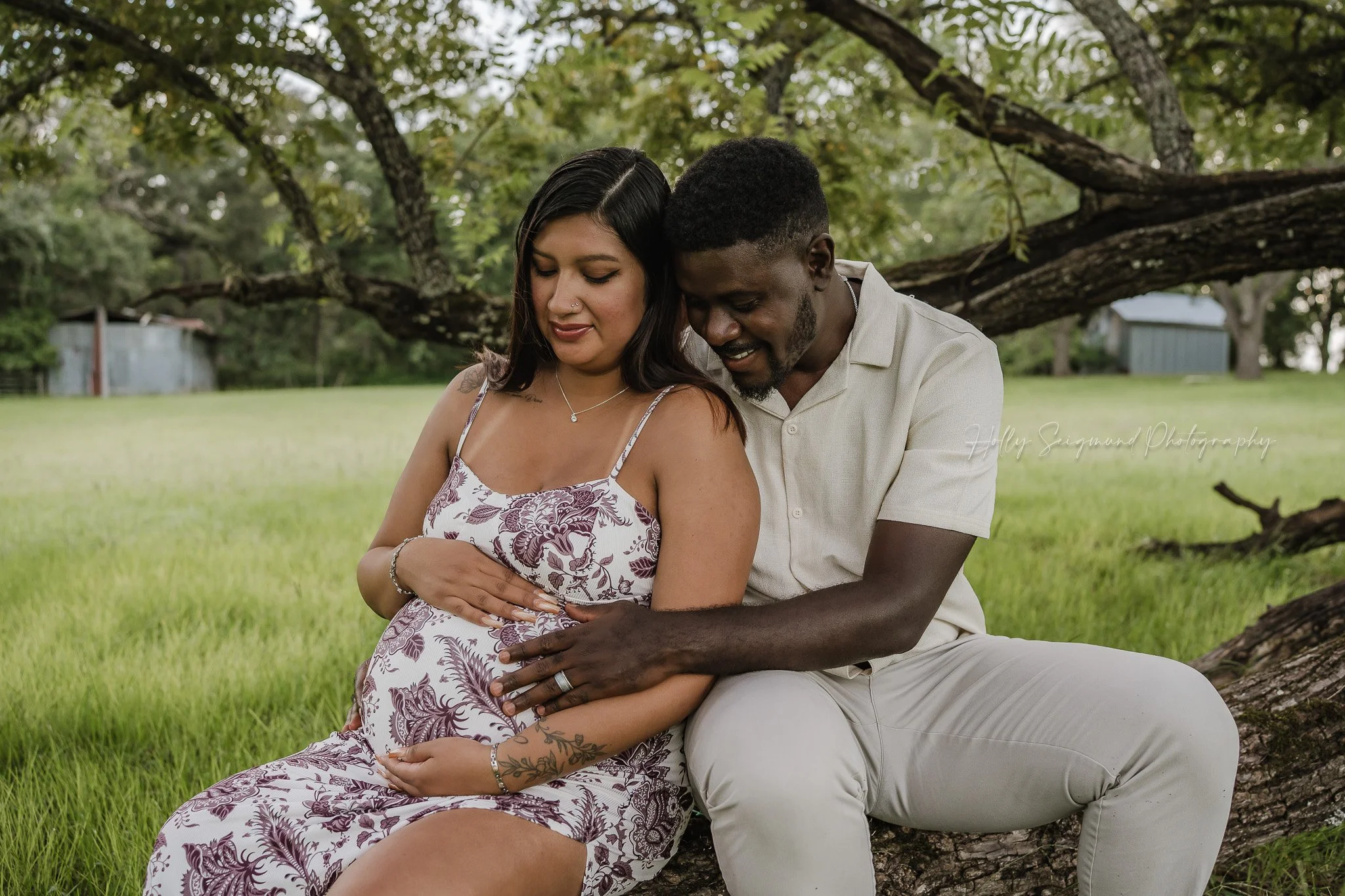 09-couples-maternity-photos-central-texas.jpg