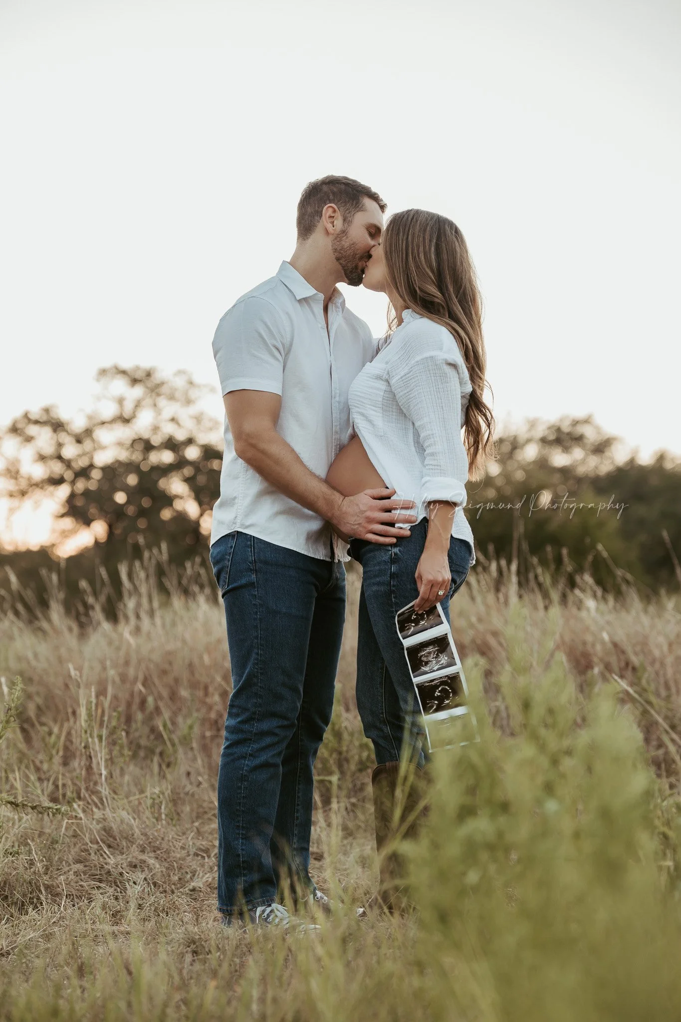 10-golden-hour-maternity-session-78947.jpg