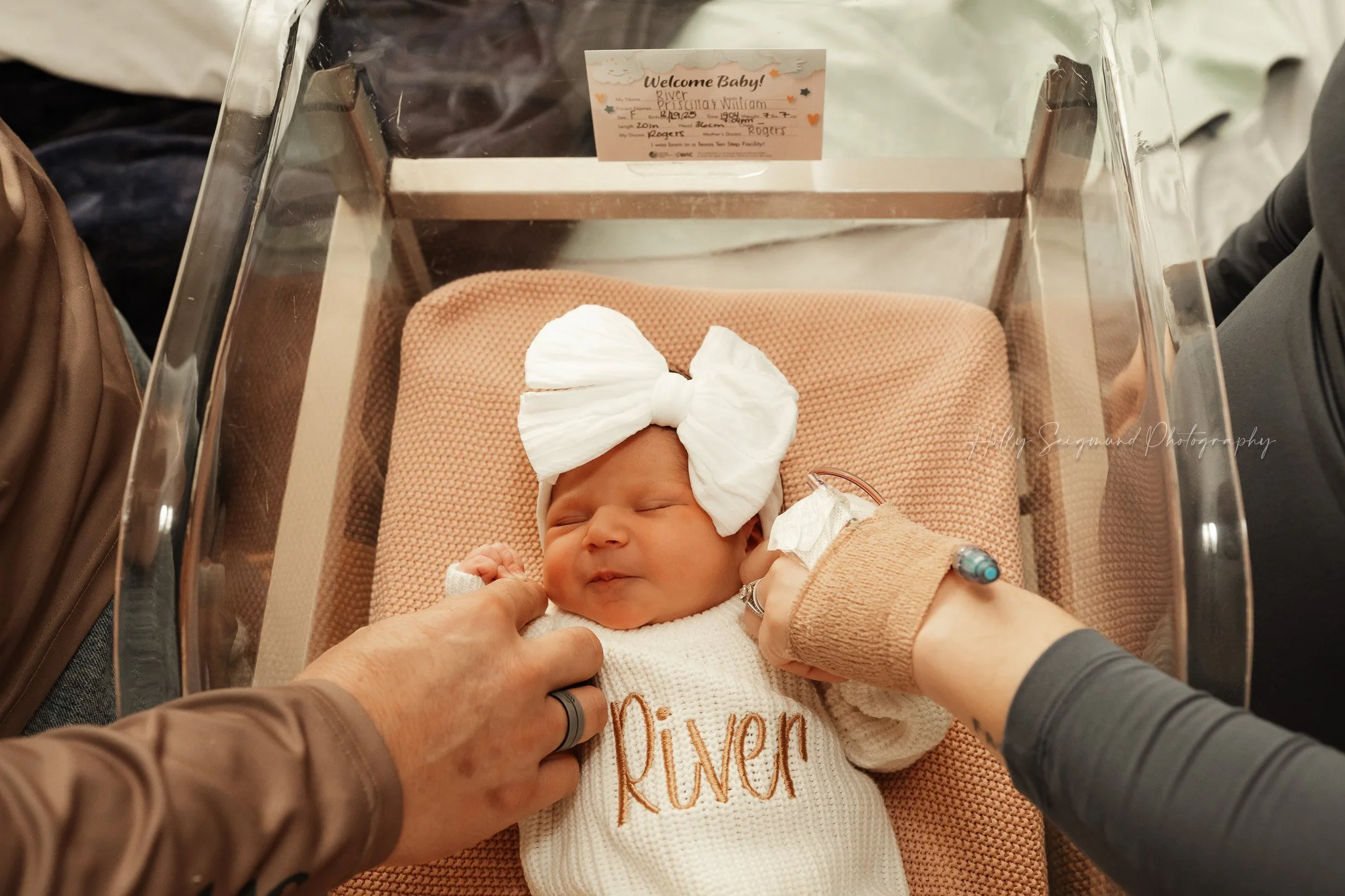 Austin Newborn Hospital Photos