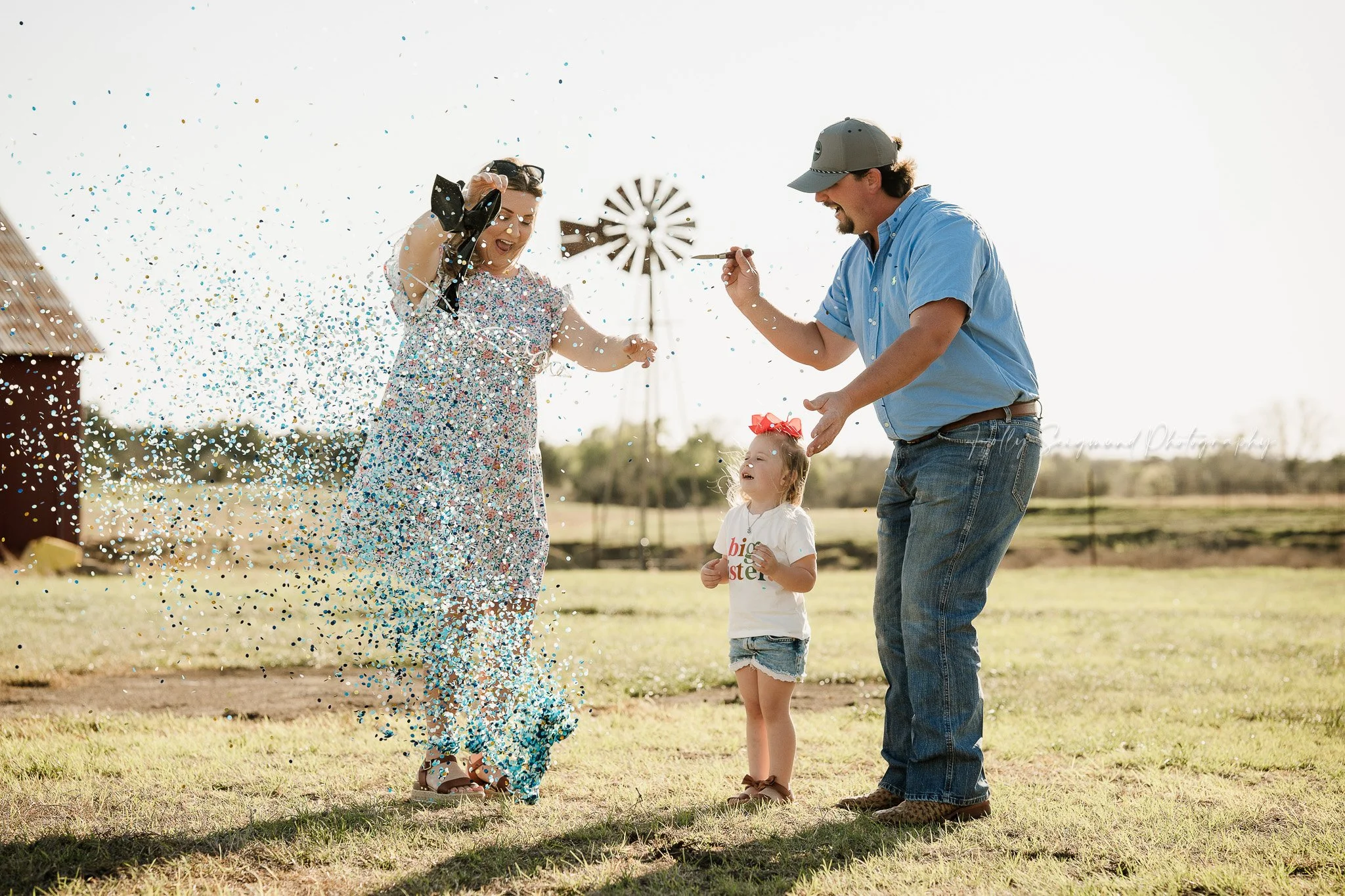 04-central-texas-gender-reveal-photographer.jpg