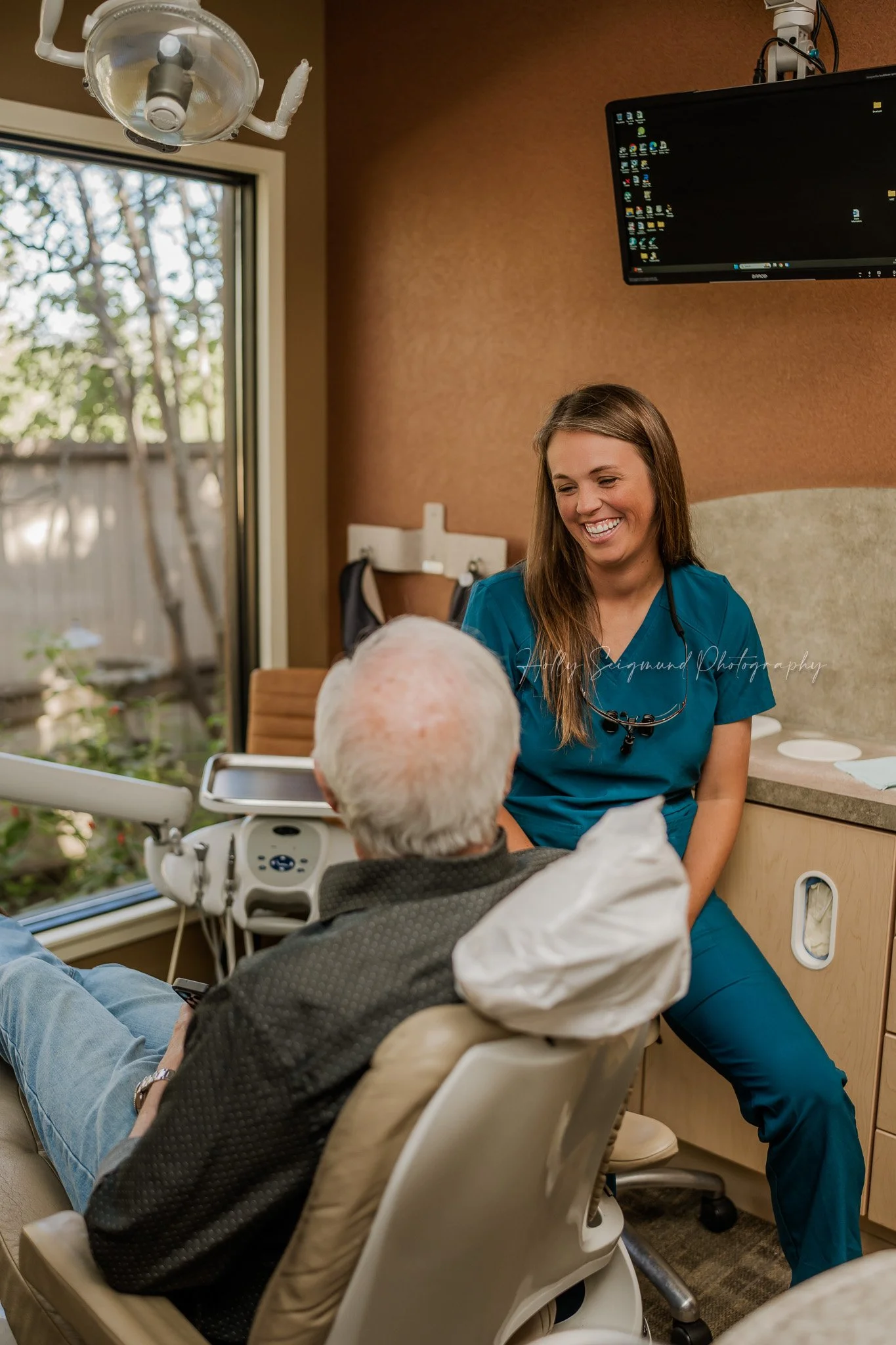 natural light headshots of dental staff in an Elgin Texas office