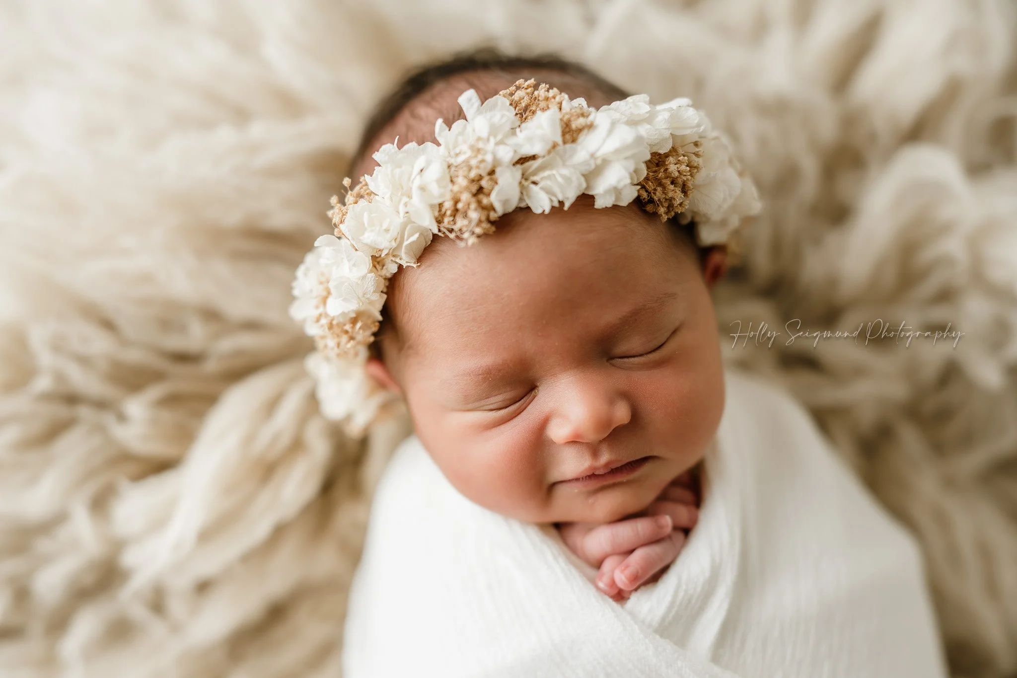 78947-simple-newborn-photographer.jpg