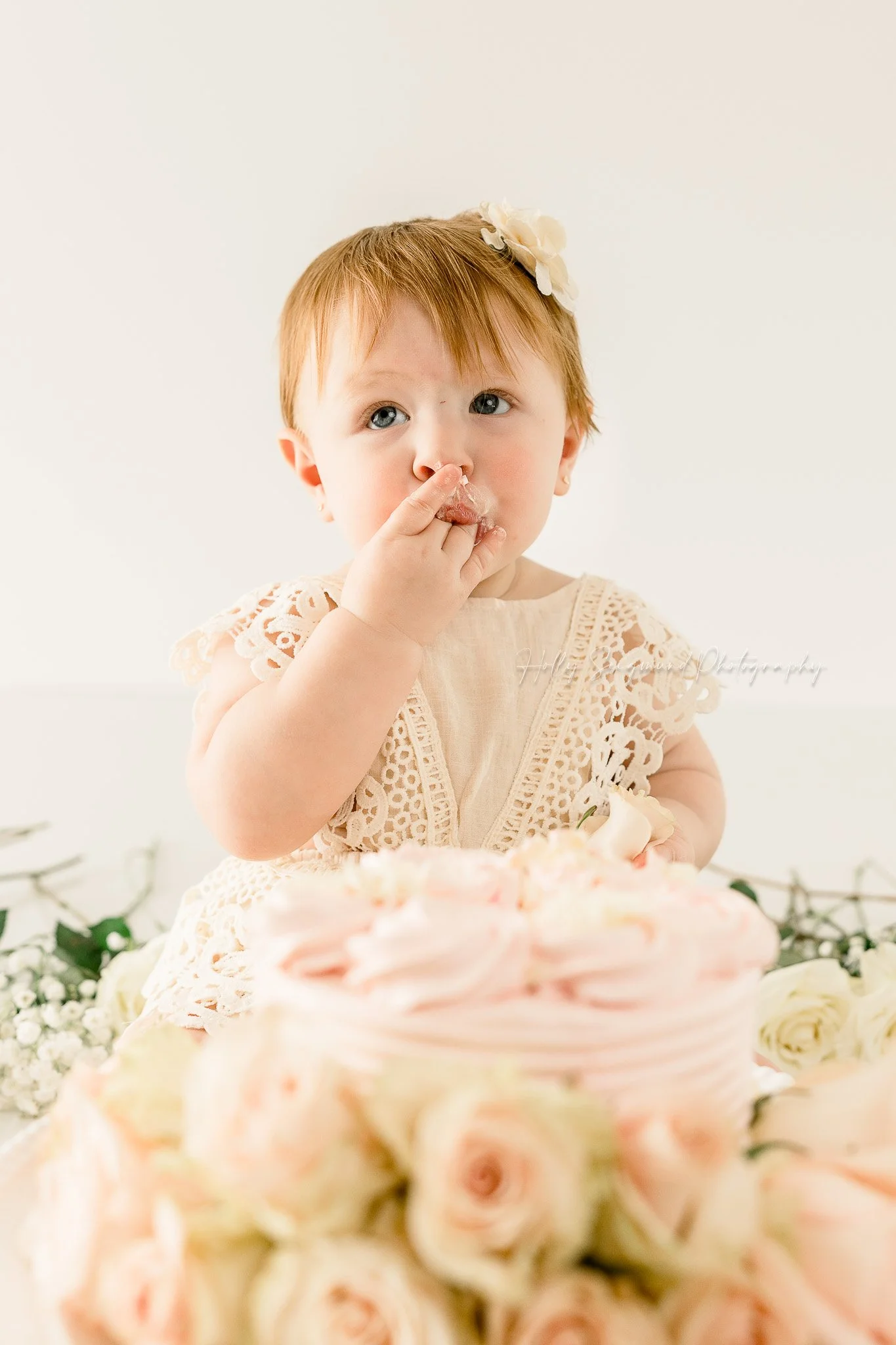 Simple natural light studio smash cake session in Lee County Texas