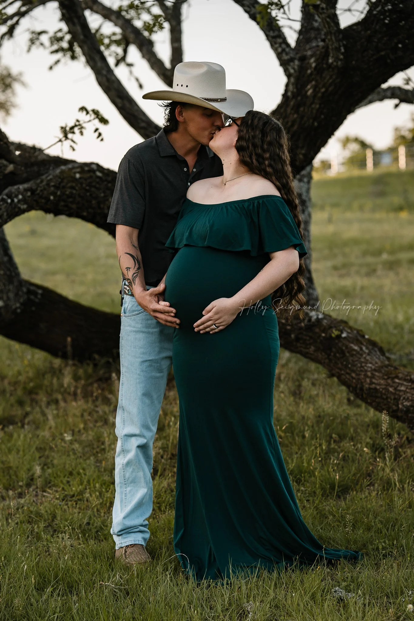 05-lee-county-texas-maternity-session.jpg