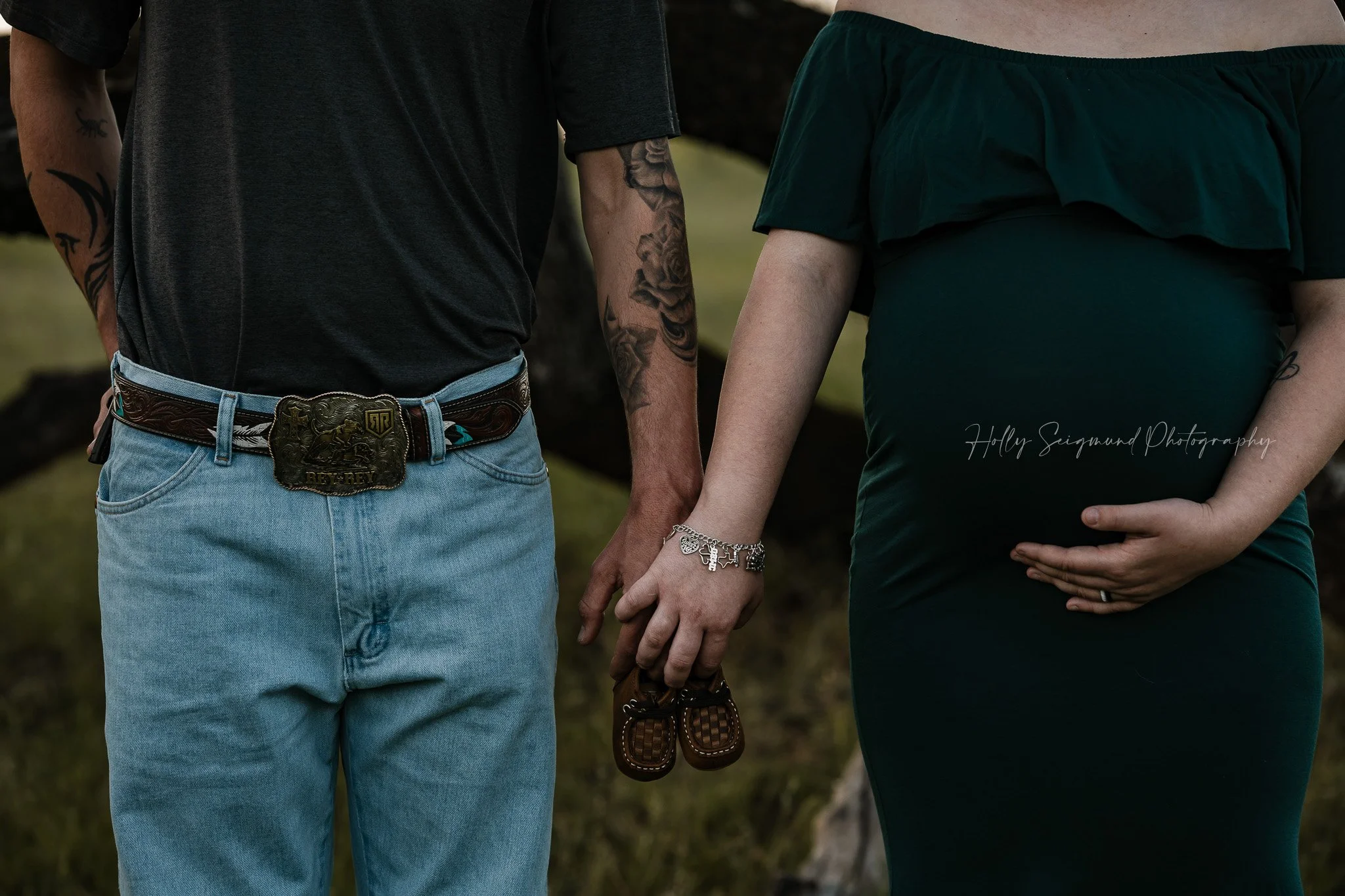 05-couples-maternity-photography-lee-county-texas.jpg