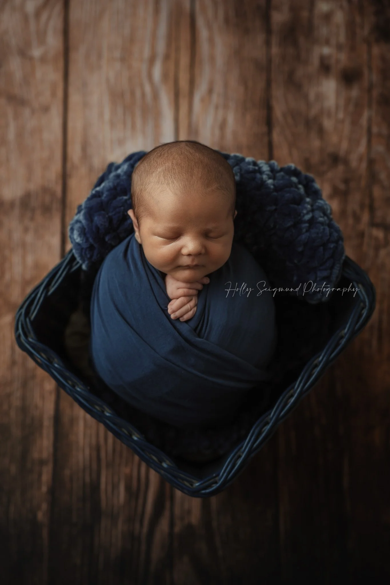 78947-boy-newborn-photographer.jpg