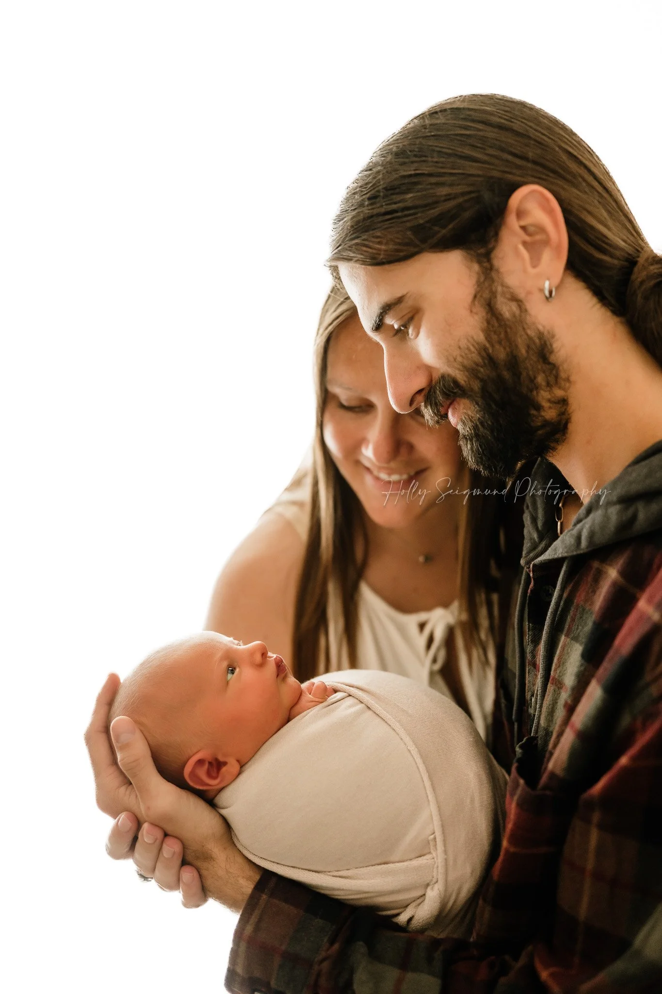 78947-newborn-photographer-family-studio-session.jpg