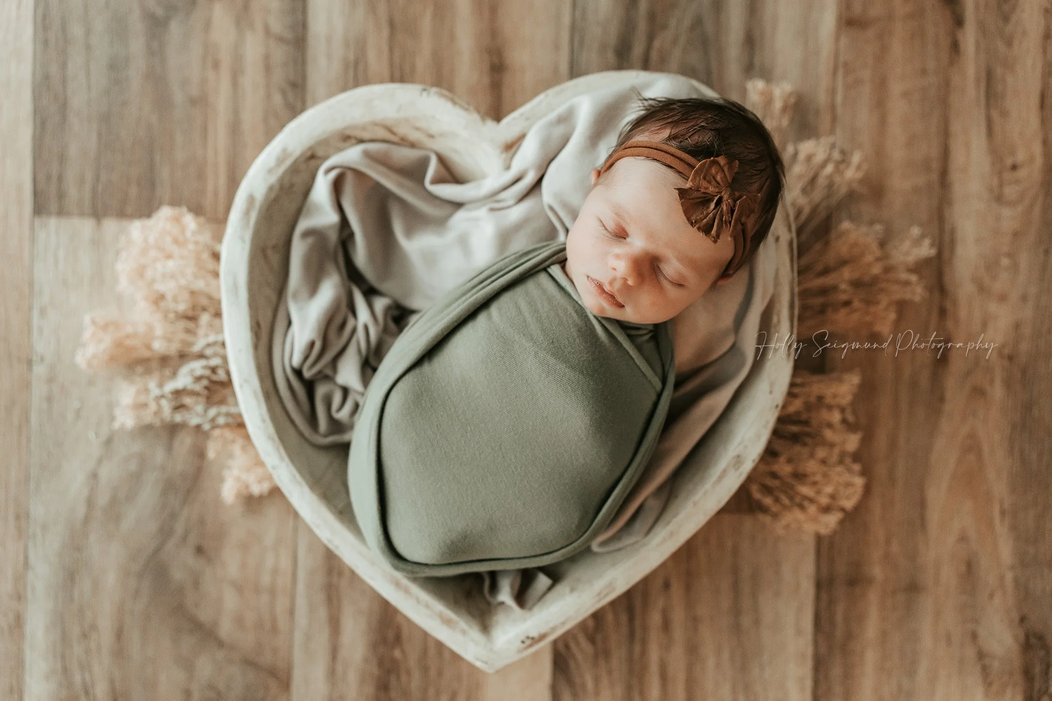 Central-texas-boho-studio-newborn-photographer.jpg