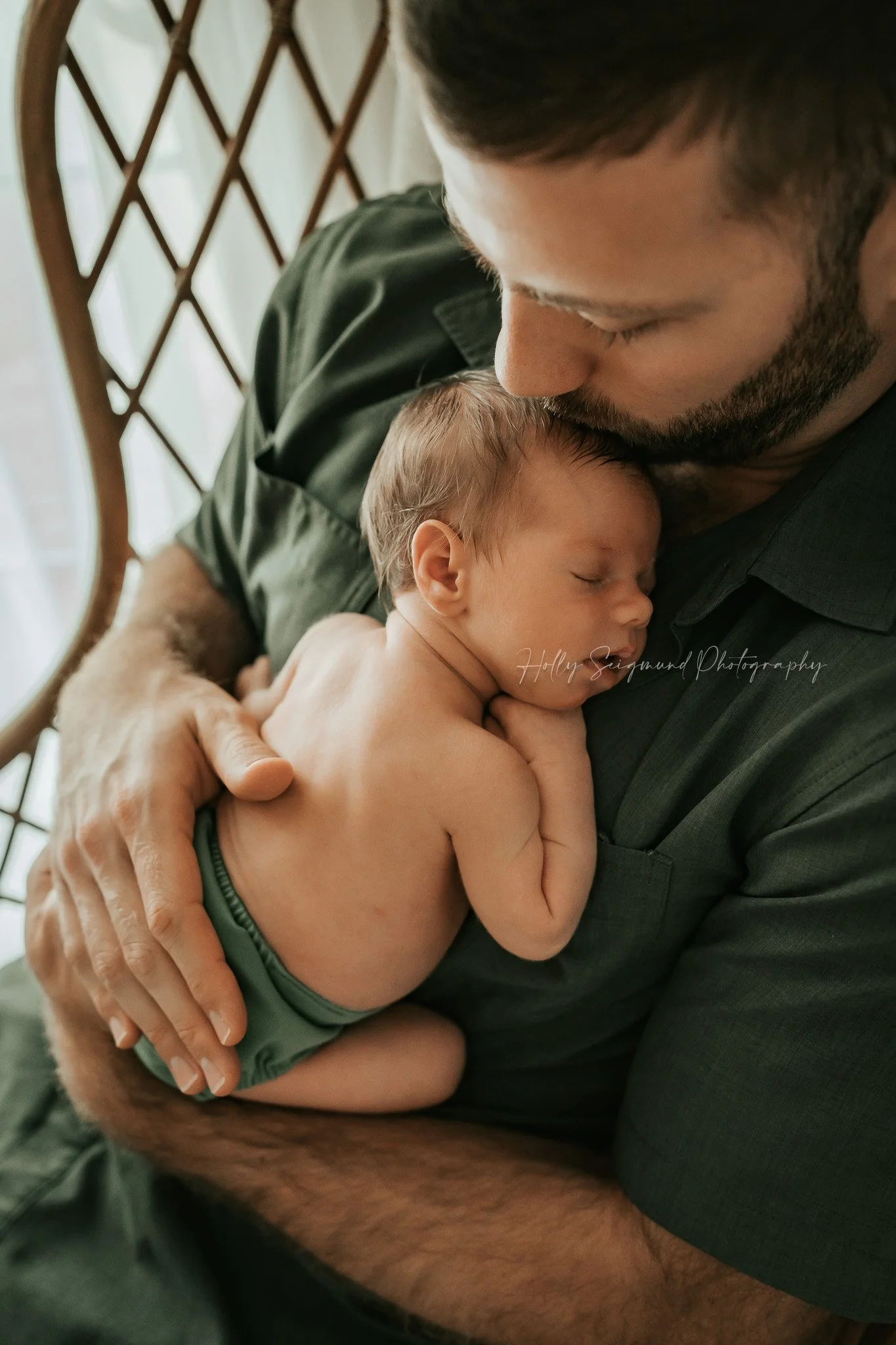 78947-lifestyle-newborn-photographer.jpg