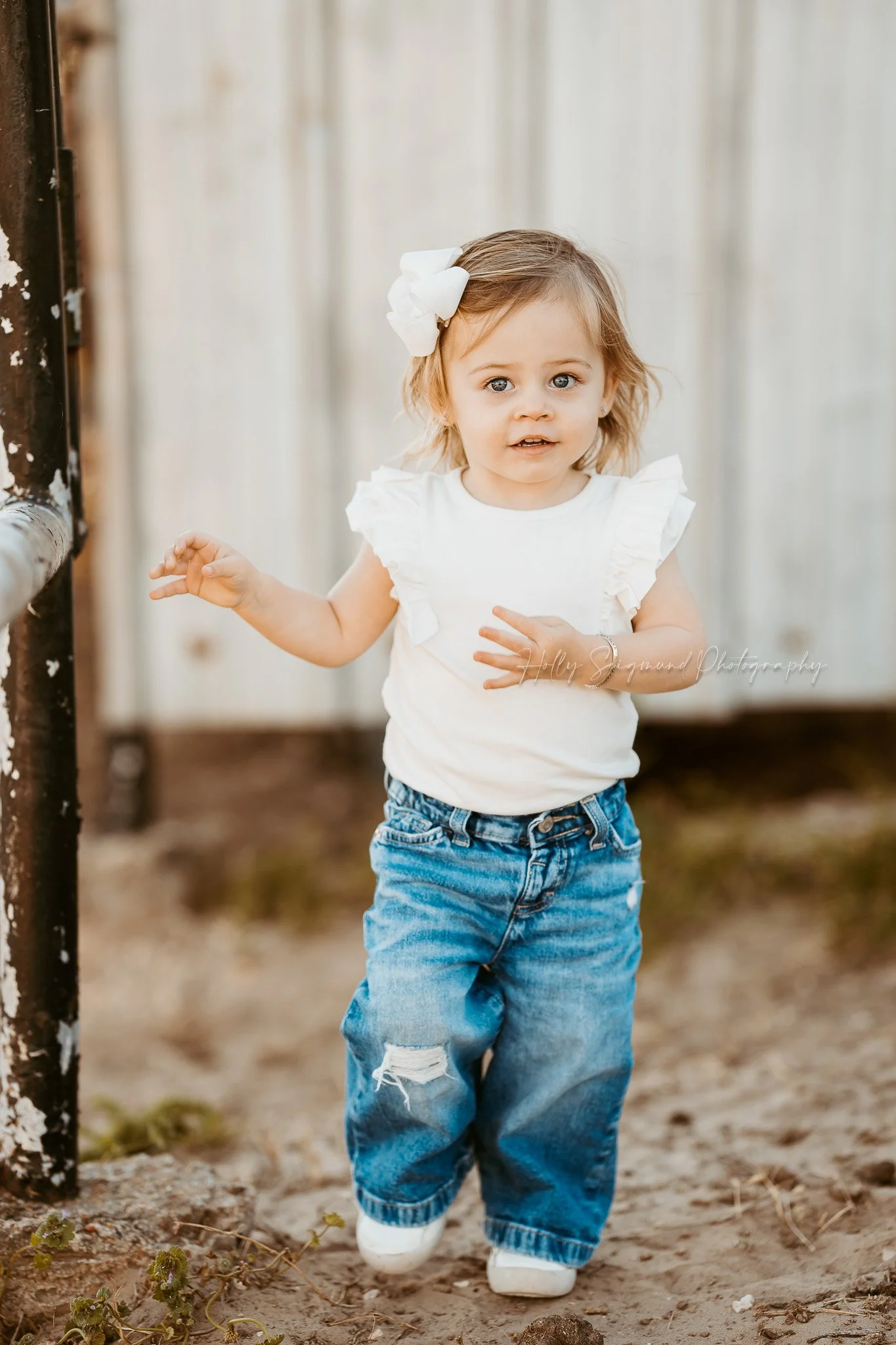 birthday girl during an outdoor country birthday photoshoot in Texas
