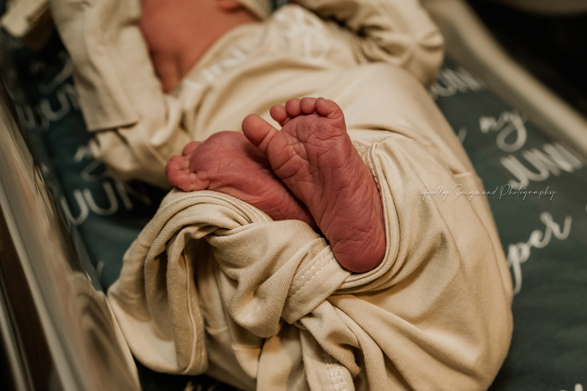 Close-up of newborn hospital bracelet at St. David’s Women’s Center of Texas