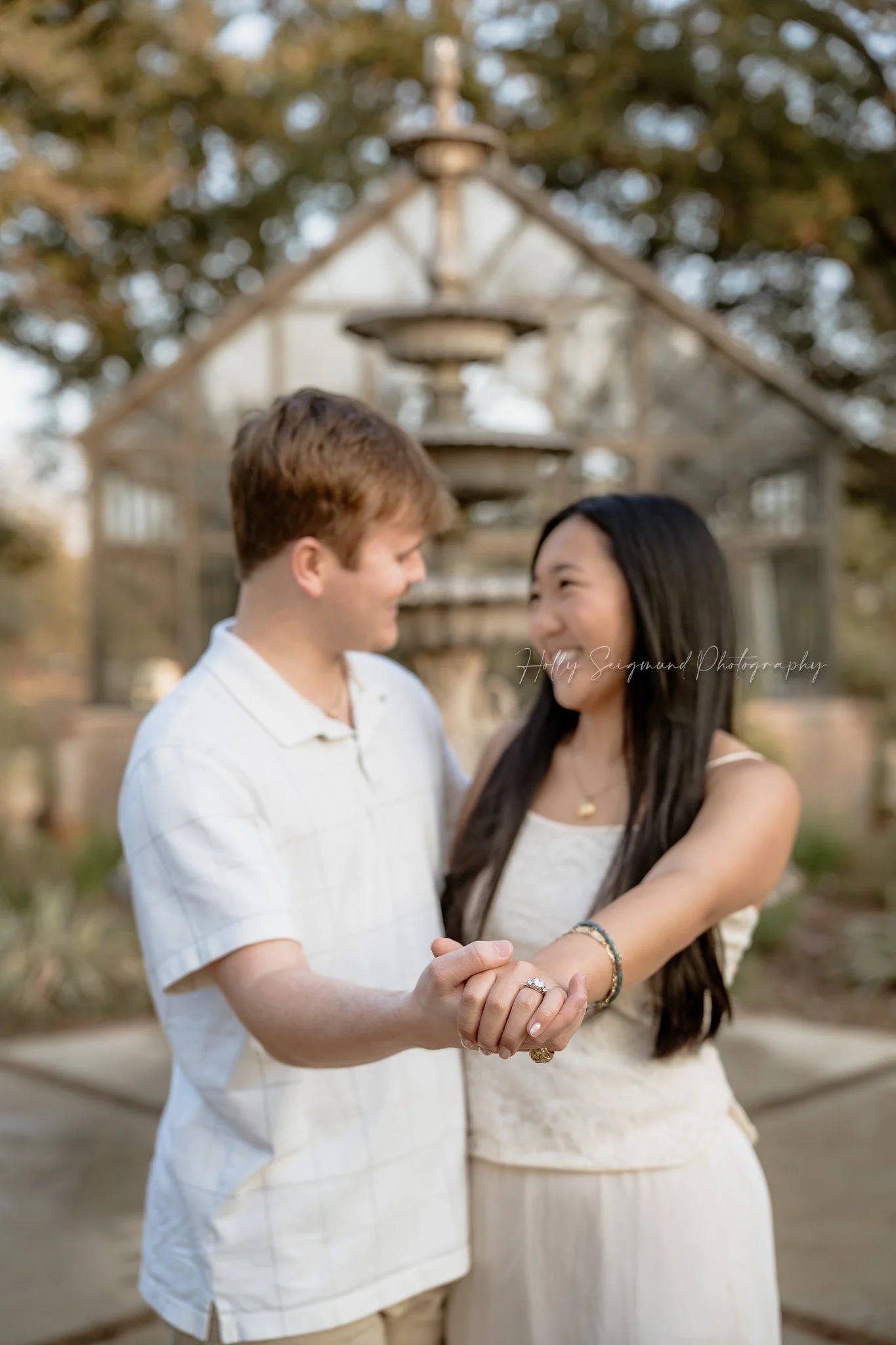 06-lee-county-texas-engagement-blue-conservatory.jpg