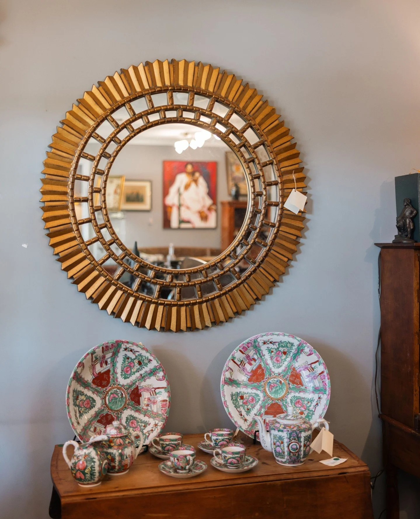Mirror, mirror, on the wall&mdash;what vintage gem will catch your eye most of all?🪞