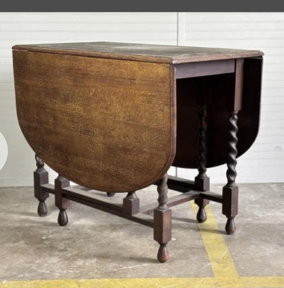 Antique Gate-Leg Drop Leaf Table w/ Barley Twist Legs - 29:H, 36"L 20.5"W