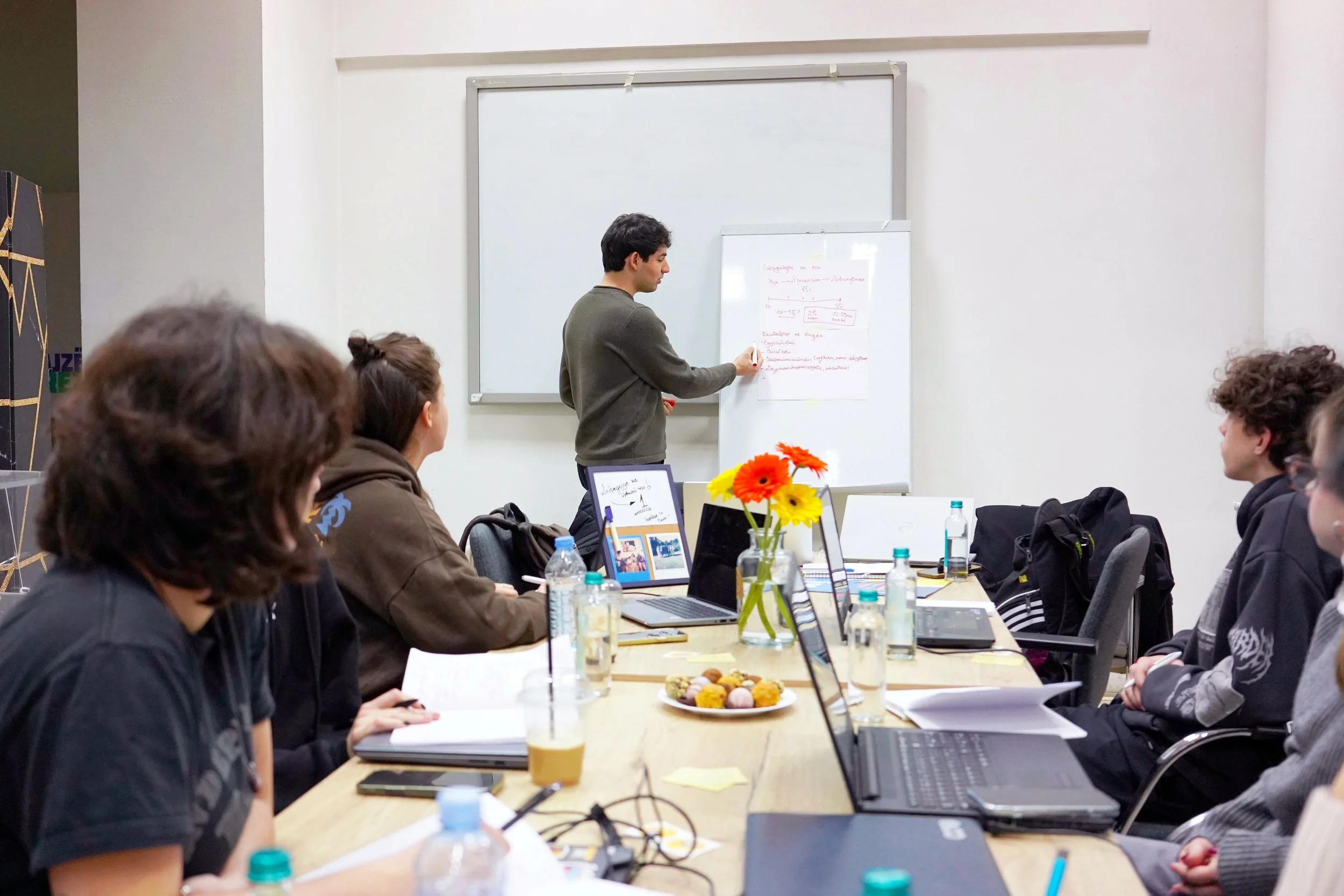 Почеток на следниот креативен бран - се одржа првиот час на курсот Видео Контент Креација