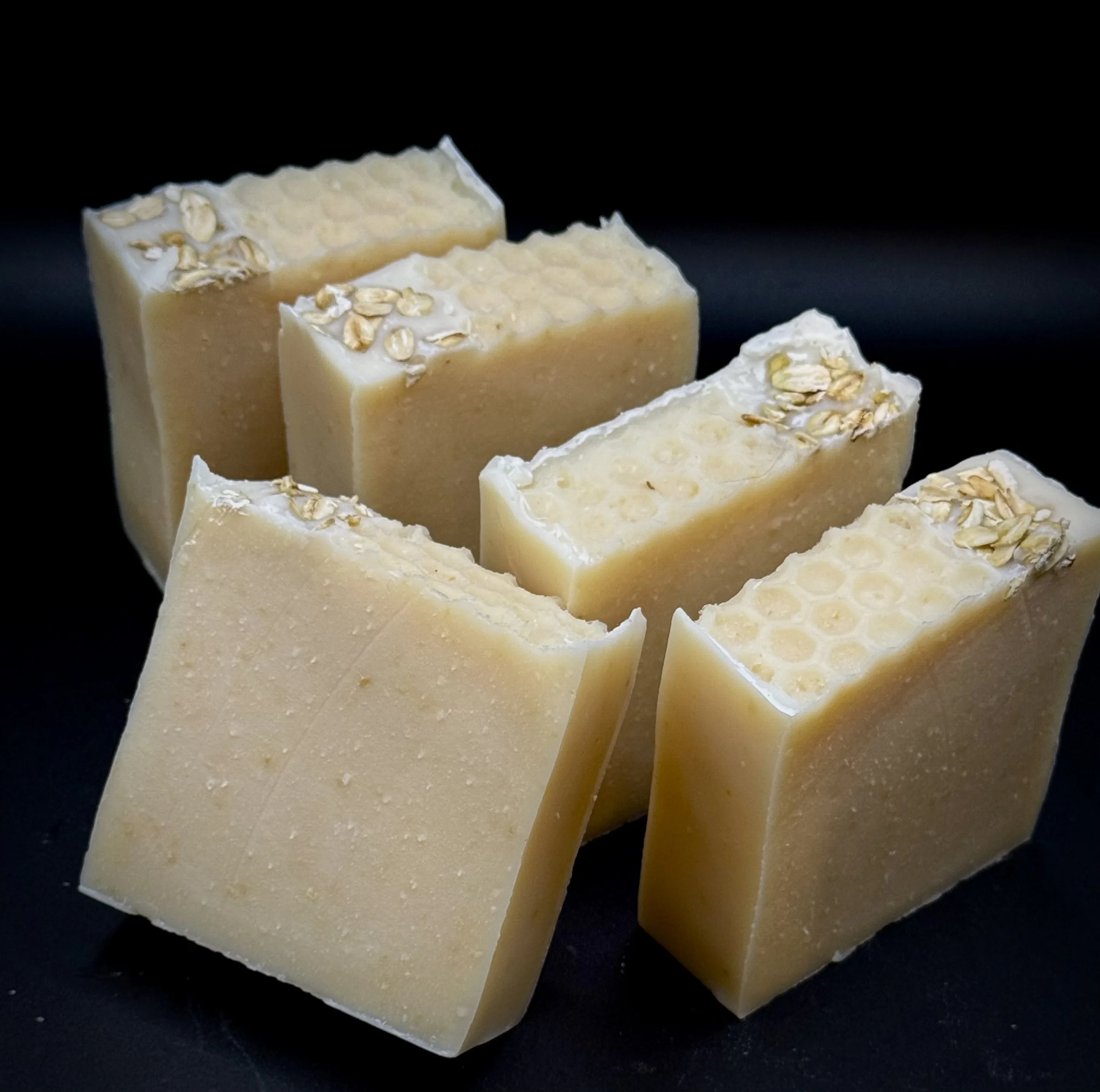 🍯 Oatmeal & Honey Tallow Soap