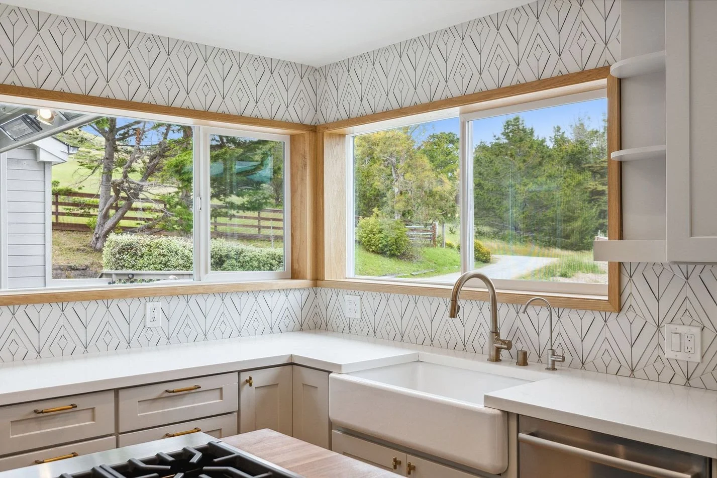 Kitchen windows