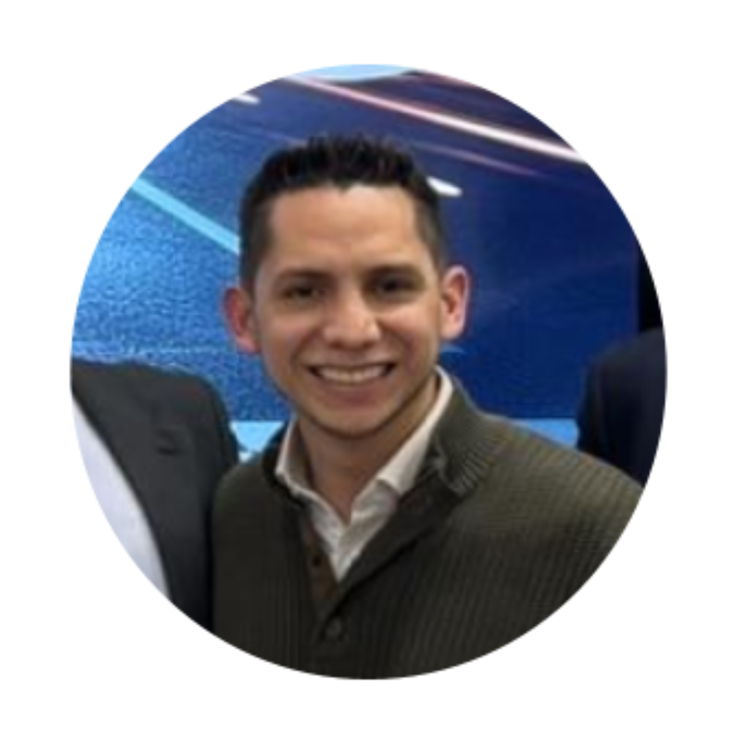 Foto del consultor Gilbert Angulo