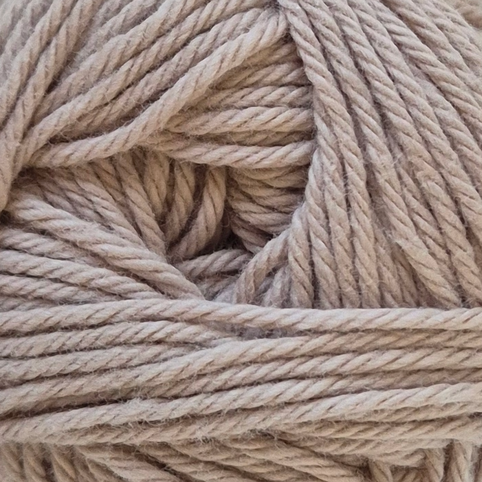 Liesel's Loop 4 ply cotton yarn in Beige colour