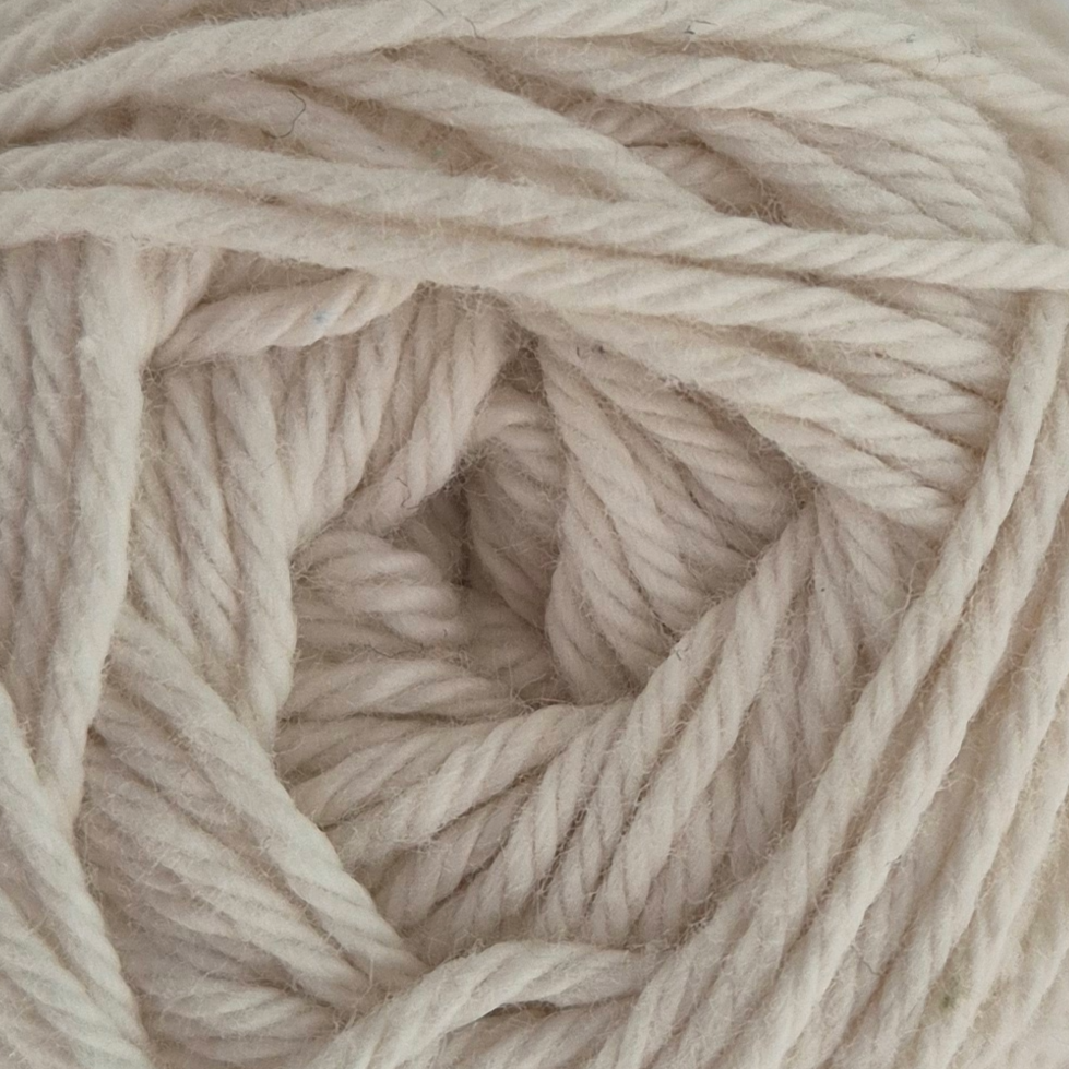 Liesel's Loop 4 ply cotton yarn in Not Quite White colour