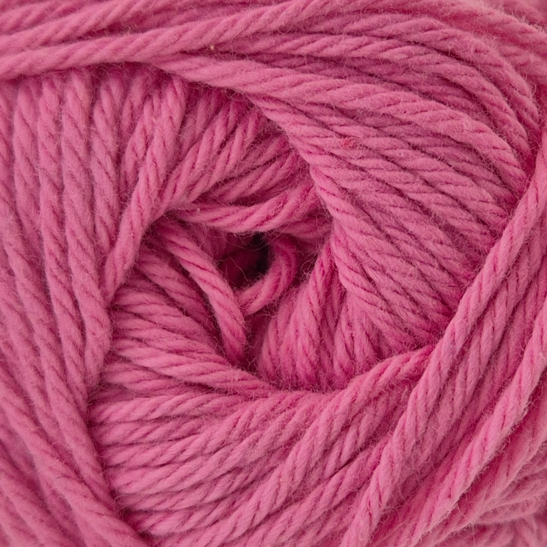 Liesel's Loop 4 ply cotton yarn in Candy Floss colour