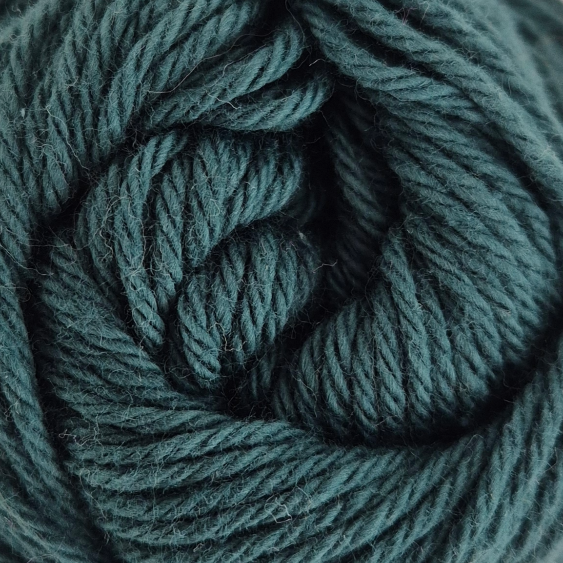 Liesel's Loop 4 ply cotton yarn in Jungle Green colour