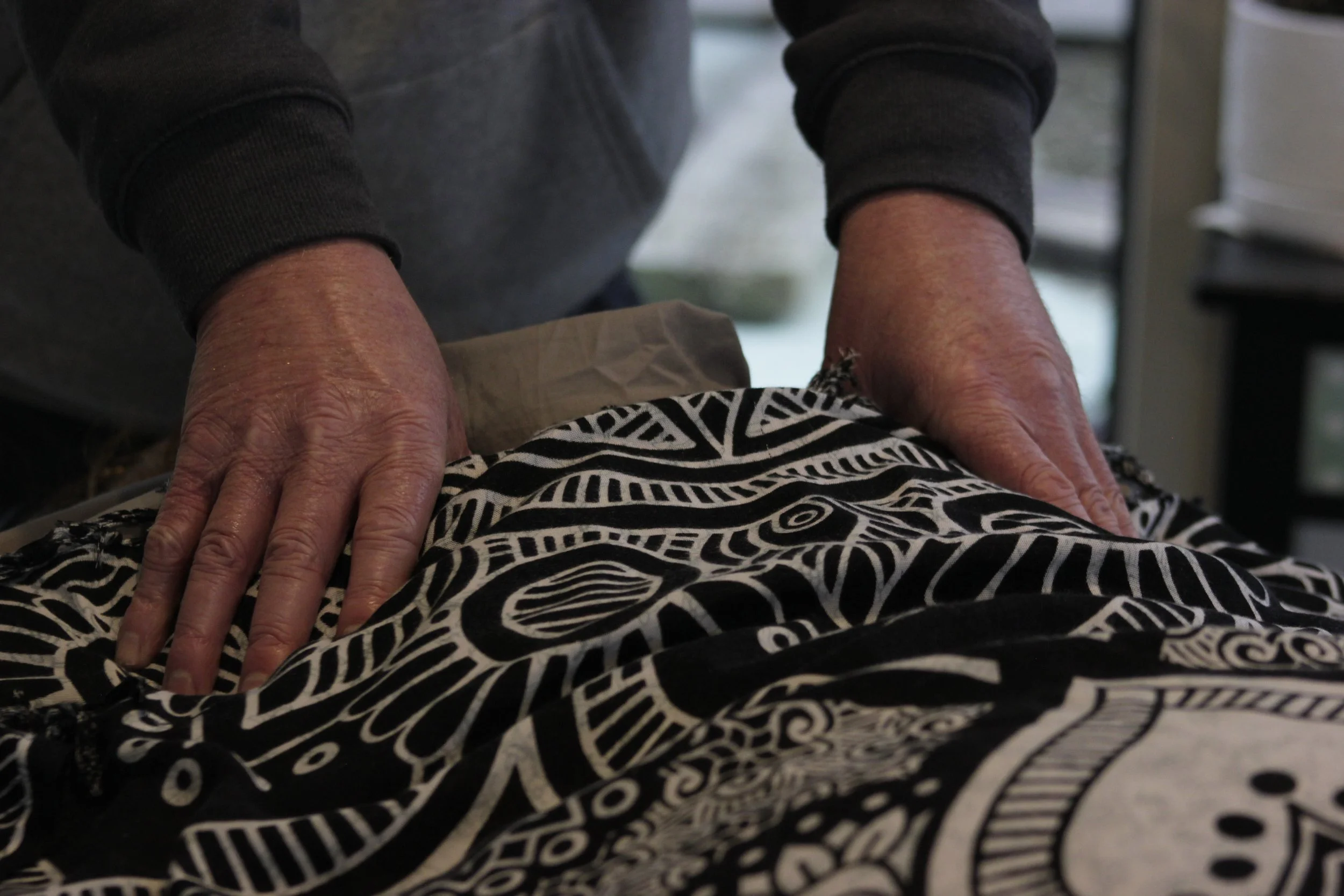 Honohono Healing therapy session creating energetic balance, emotional release, and grounding through connection to wairua.