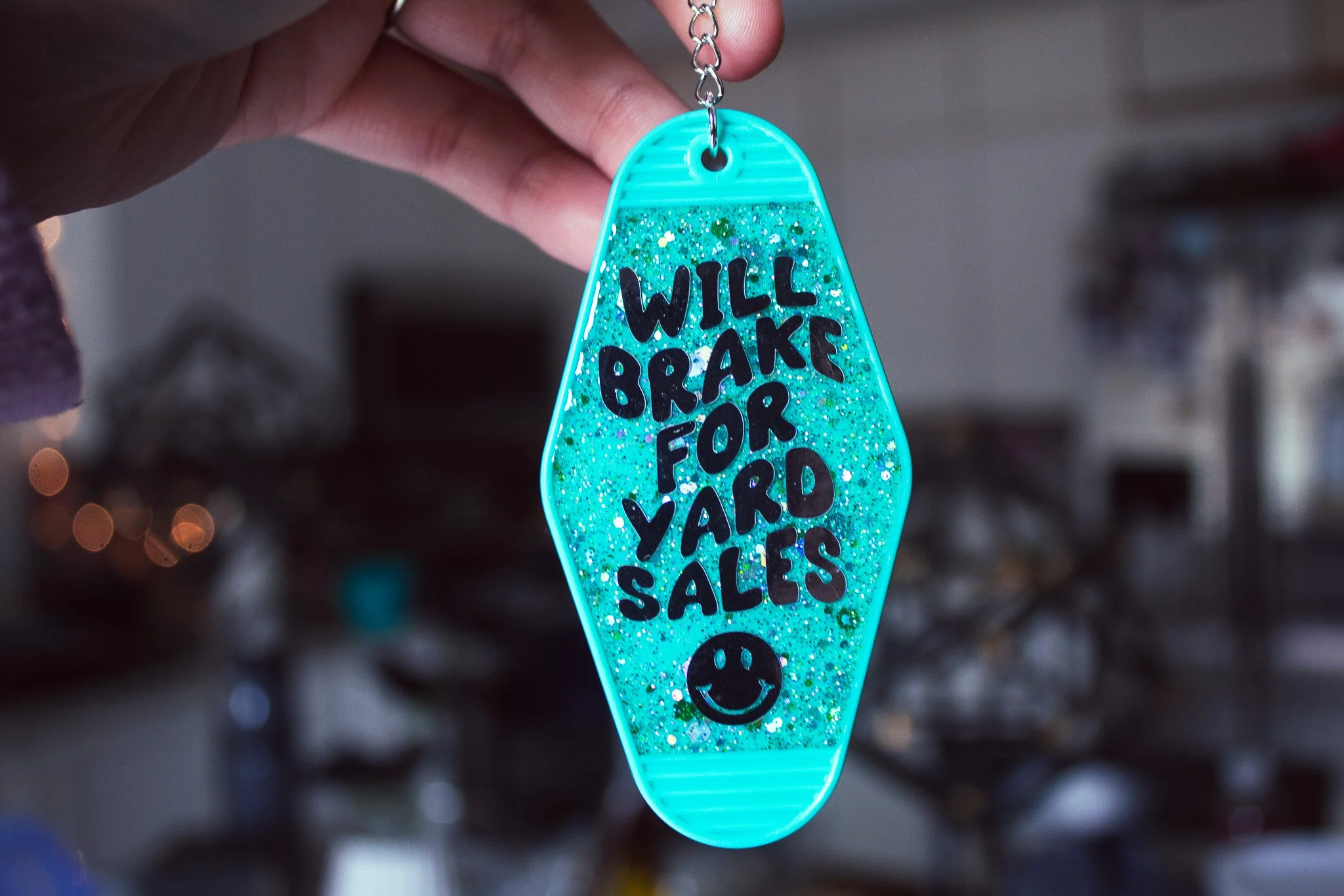 Will Brake for Yard Sales – Glitter Motel Keychain