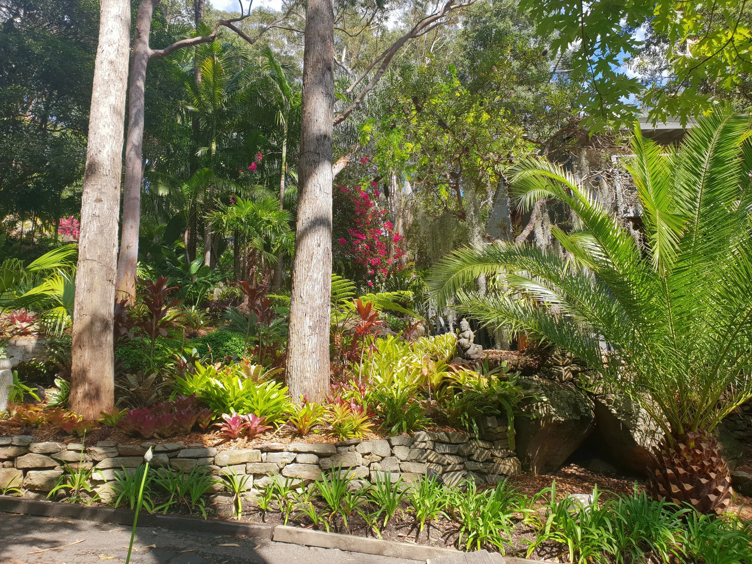 tropical-hillside-sandstone-walls.jpg