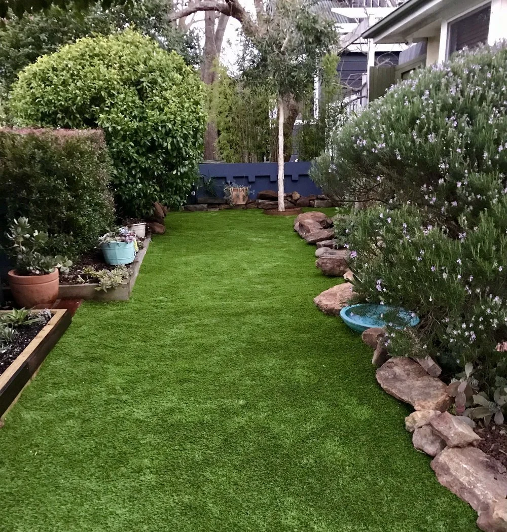 eastlakes-astro-turf-backyard.jpg