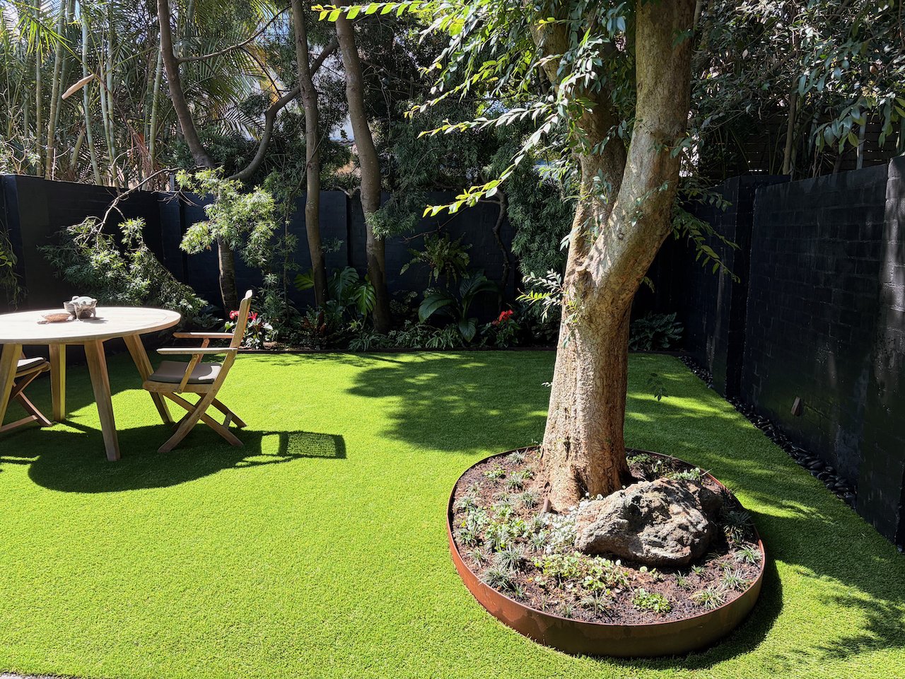 bondi-courtyard-lawn-oct2025.jpg