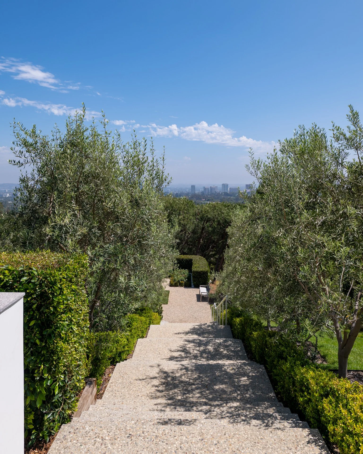 9966BeverlyGrove-mls-92.jpg