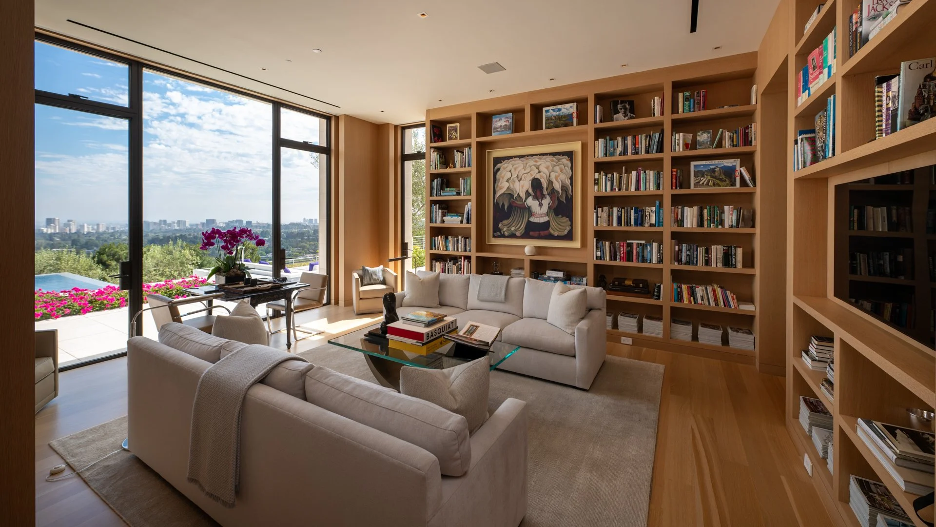 08Low:9966BeverlyGrove-mls-46.jpg