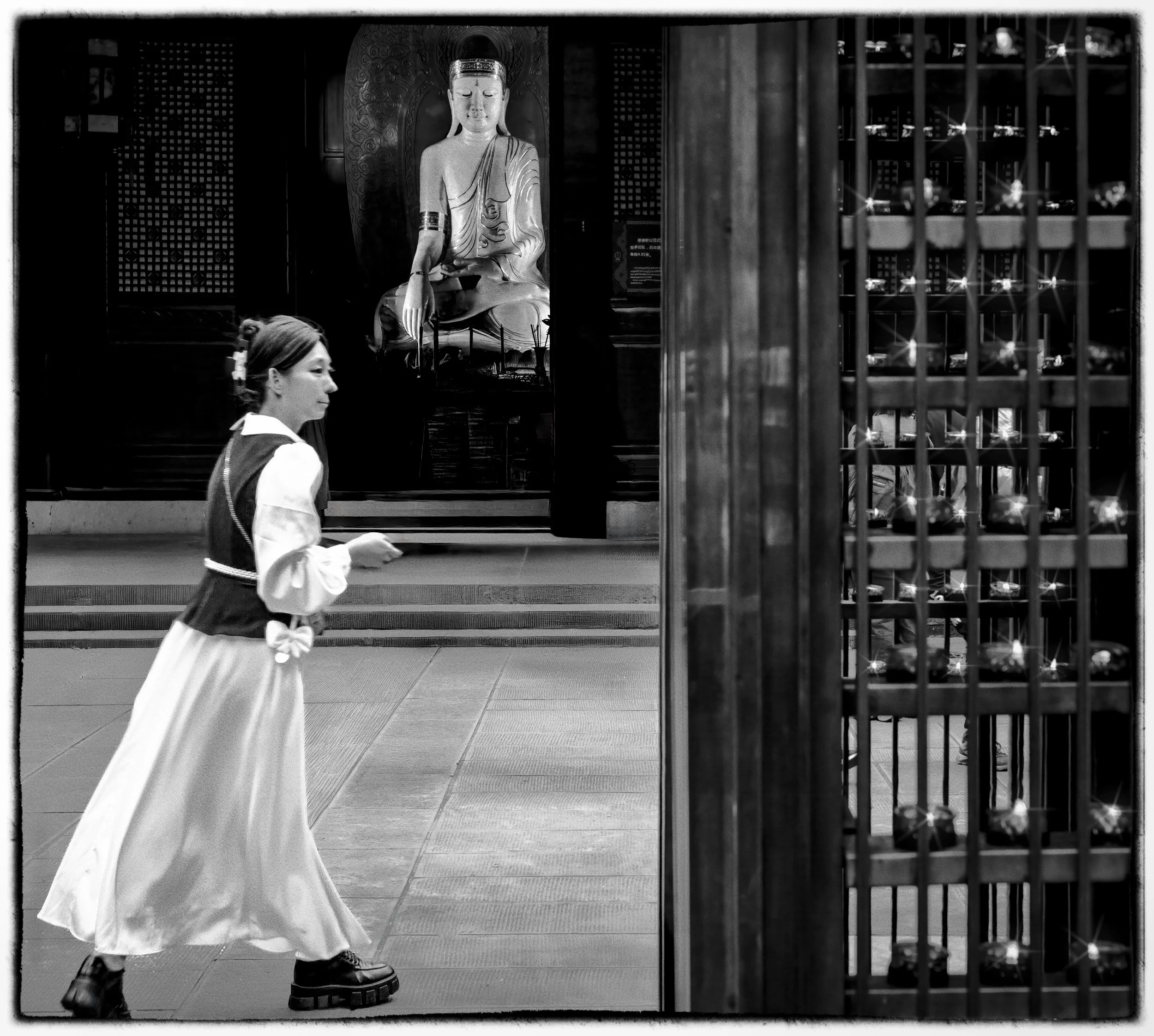 On the way lightning candles, Wenshu Monastery, Chengdu, China