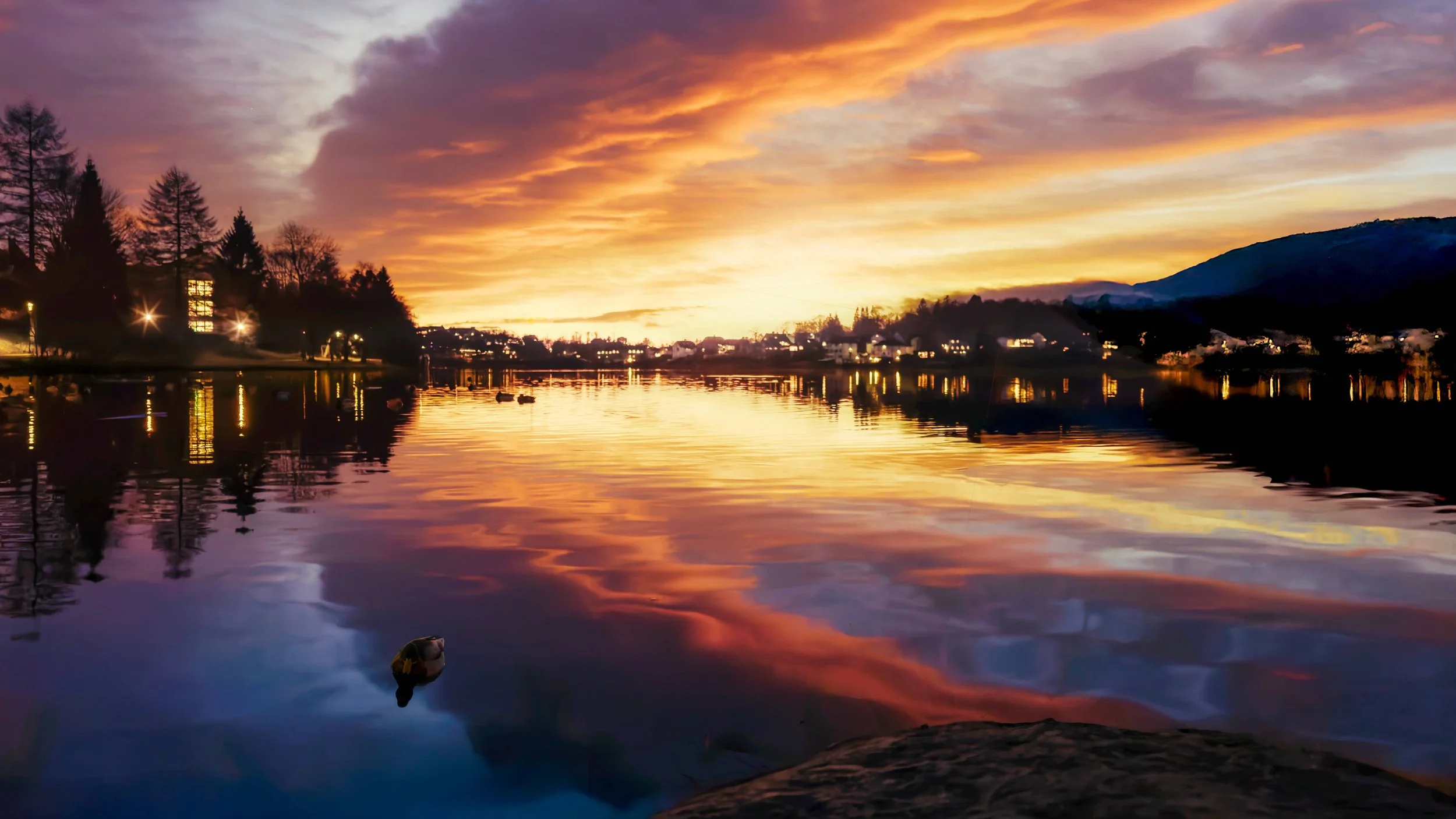 Tveitevannet, Bergen, Norway
(Apple Iphone 15 Pro Max | 6.7 MM | F 1.8 | 1/25 S | ISO 640)