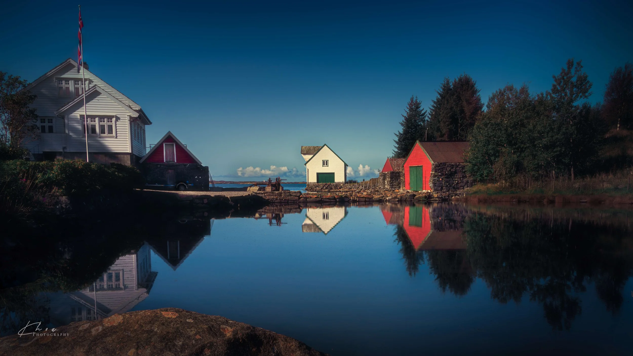 Byrknesøy, Gulen, Norway