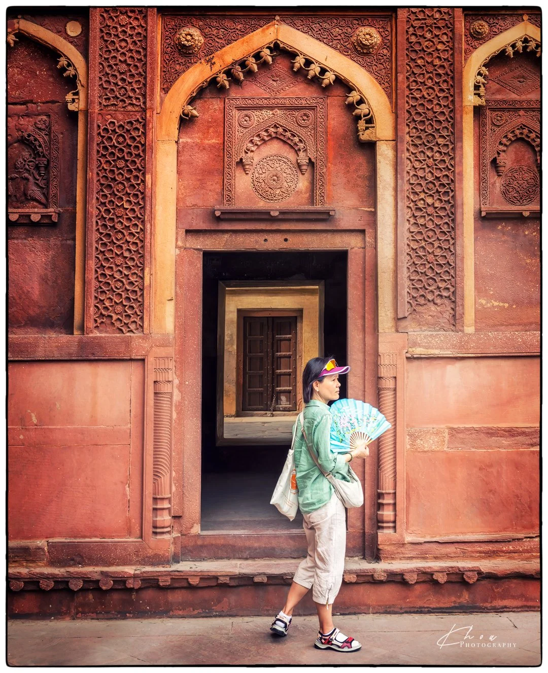 Looking for someone, Agra Fort, India.
