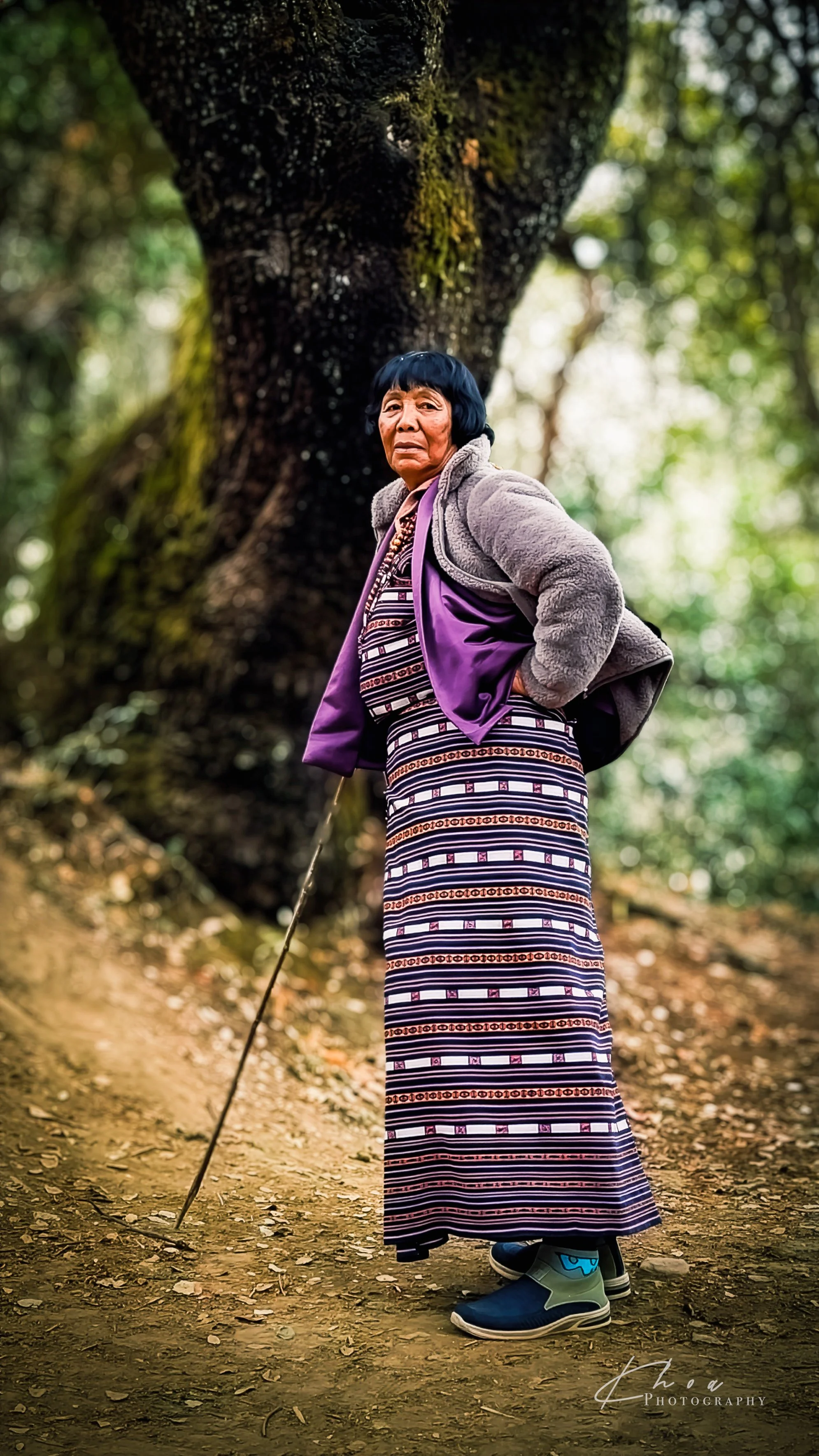 Old Lady Hiking to Tiger´s Nest, Bhutan
(Apple Iphone 15 Pro Max | 6.7 MM | F 1.8 | 1/120 S | ISO 125)