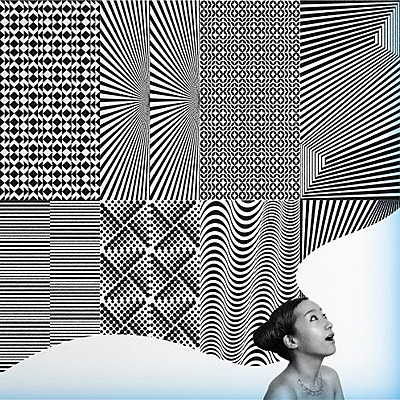 [通常盤](CD)：￥2,800(＋tax)/COCP-37196

収録曲
01. ハイガール
02. ファイト（ハンバーグレストラン びっくりドンキー｢ナチュラルビーフ篇｣CMソング）
03. フォーカス
04. しんぱい（TBS系テレビ全国ネット｢CDTV｣'11年6月度 エンディングテーマ）
05. 白い息（tvk｢saku saku｣'11年12月度 エンディングテーマ）
06. イェイ（大光銀行CMソング）
07. ノック
08. かるかる
09. ショータイム
10. やっぱり今日