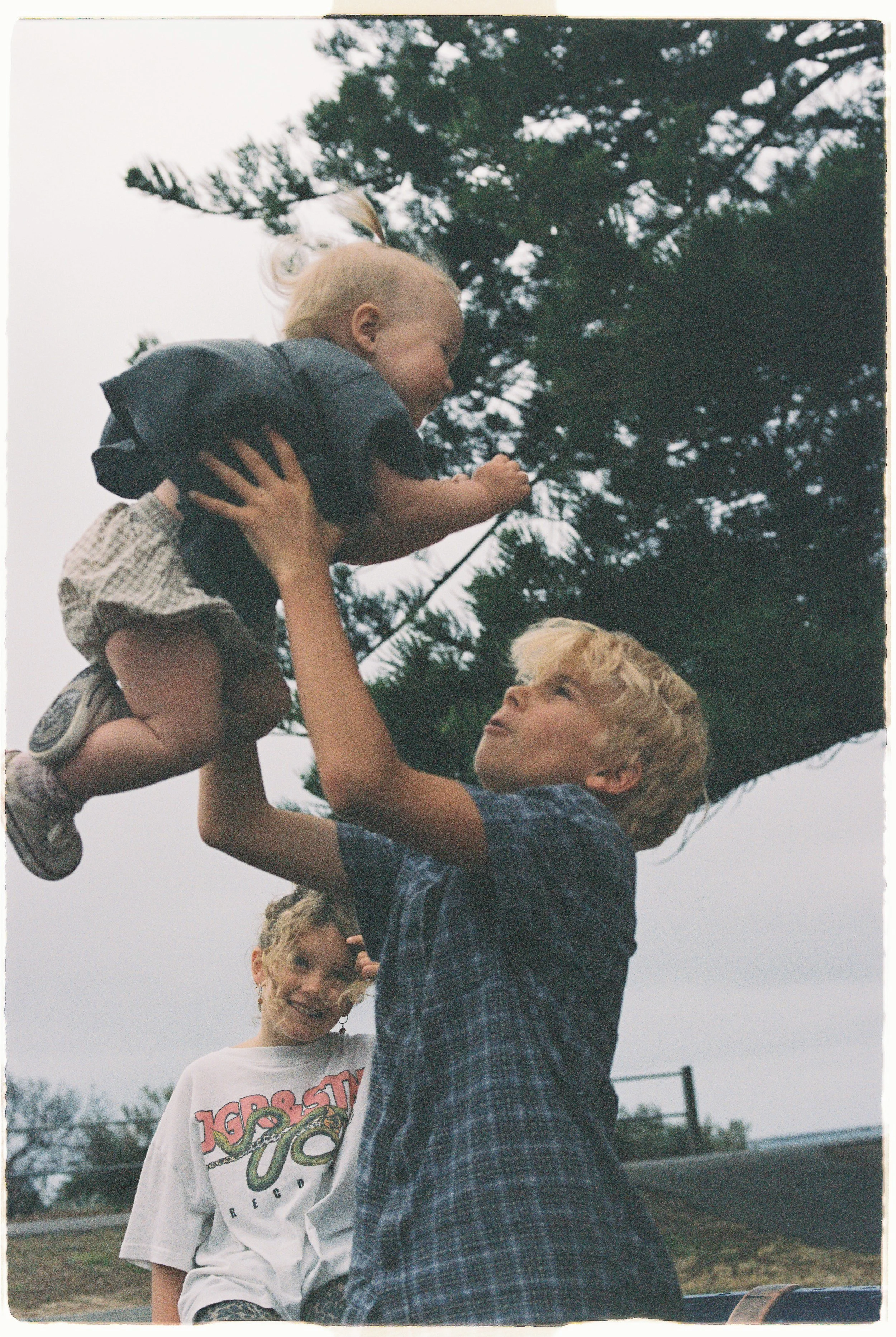 2025 12 19 CHELSEAMADDISONPHOTO - TAMARA -6.jpg