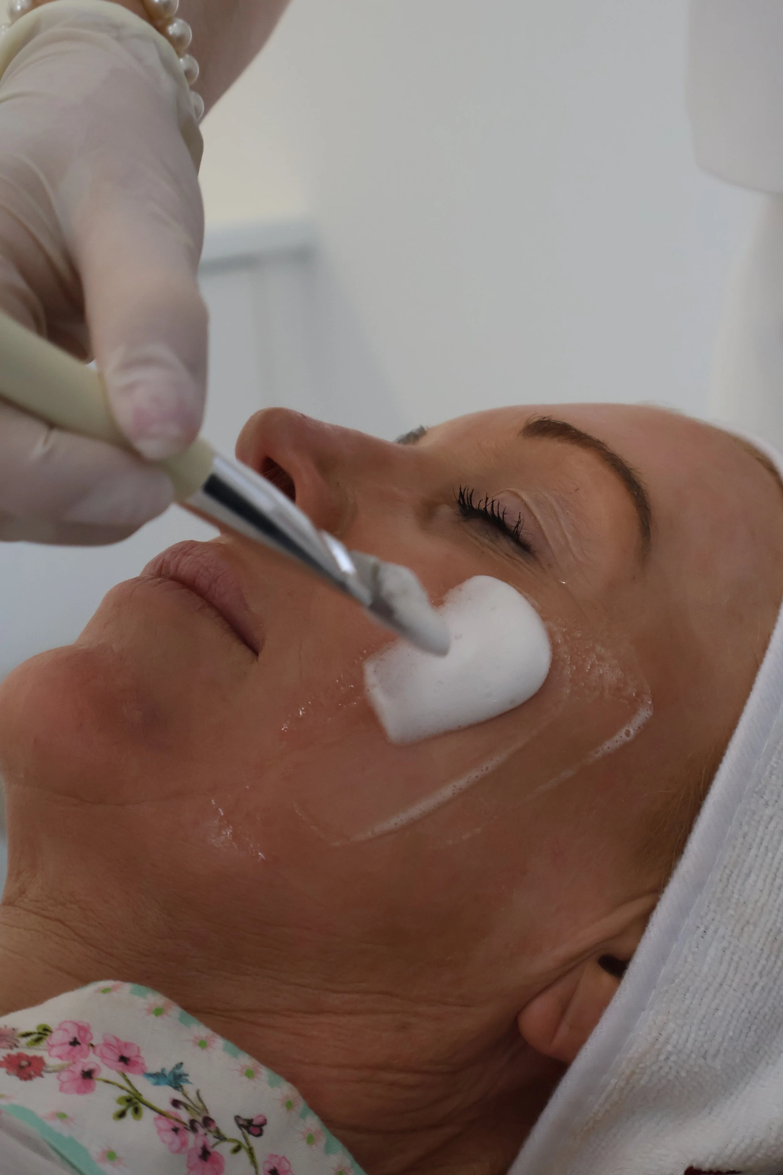 Why Does My Face Look Tired? Understanding Facial Ageing After 40