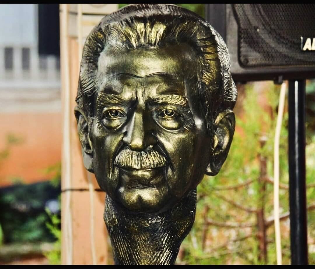 #إشارات 

  الحبيب حبيب صادق

سنة مضت على غياب الحبيب
  حبيب صادق
  الحاضر ابداً  في وجداننا

#lebanon🇱🇧 #lebaneseart #portrait #