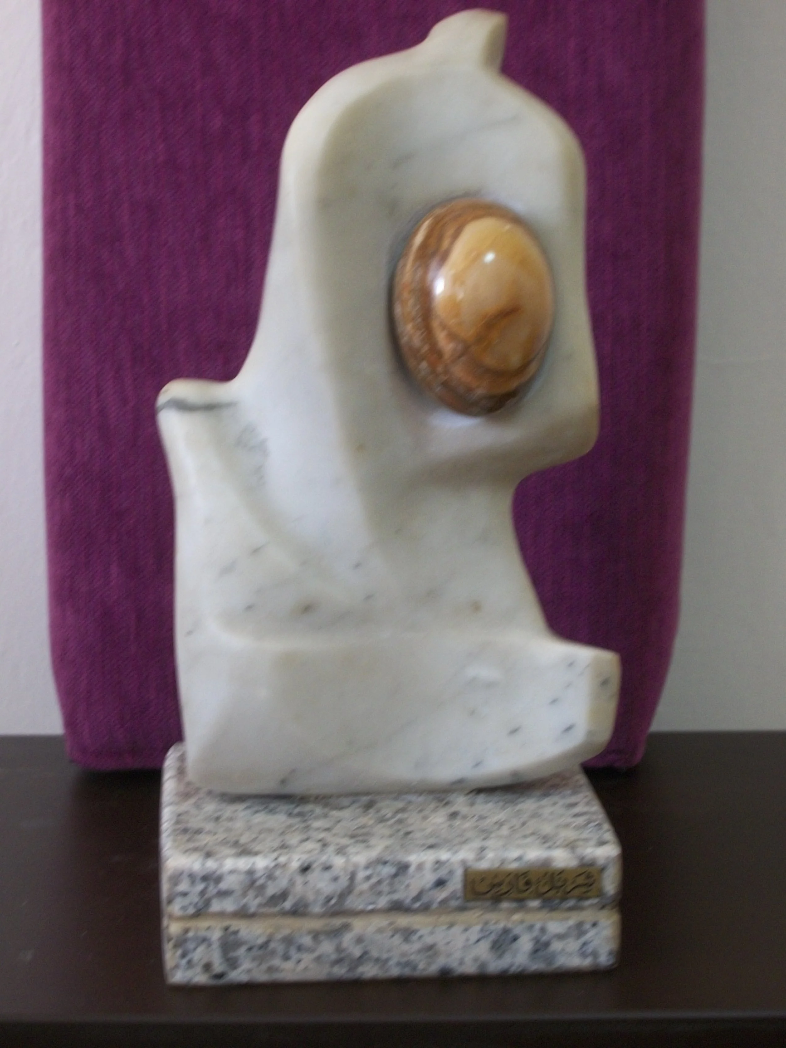 امومة 2-رخام.JPG