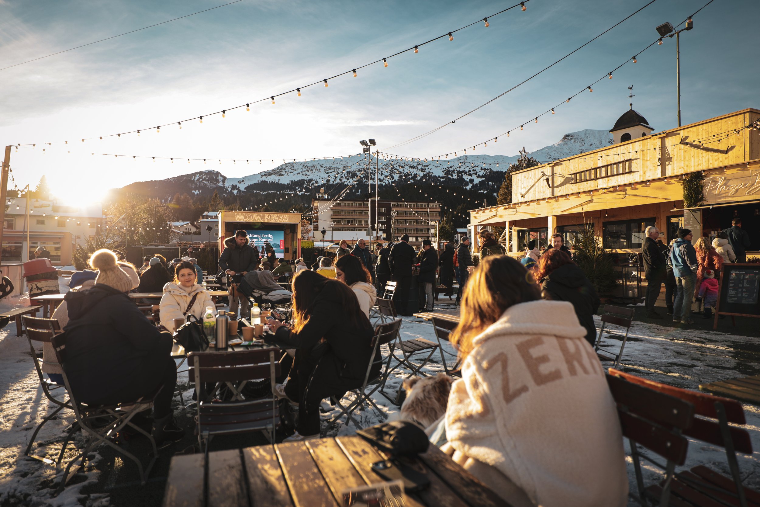 WOW Plaza Sunset-18.jpg