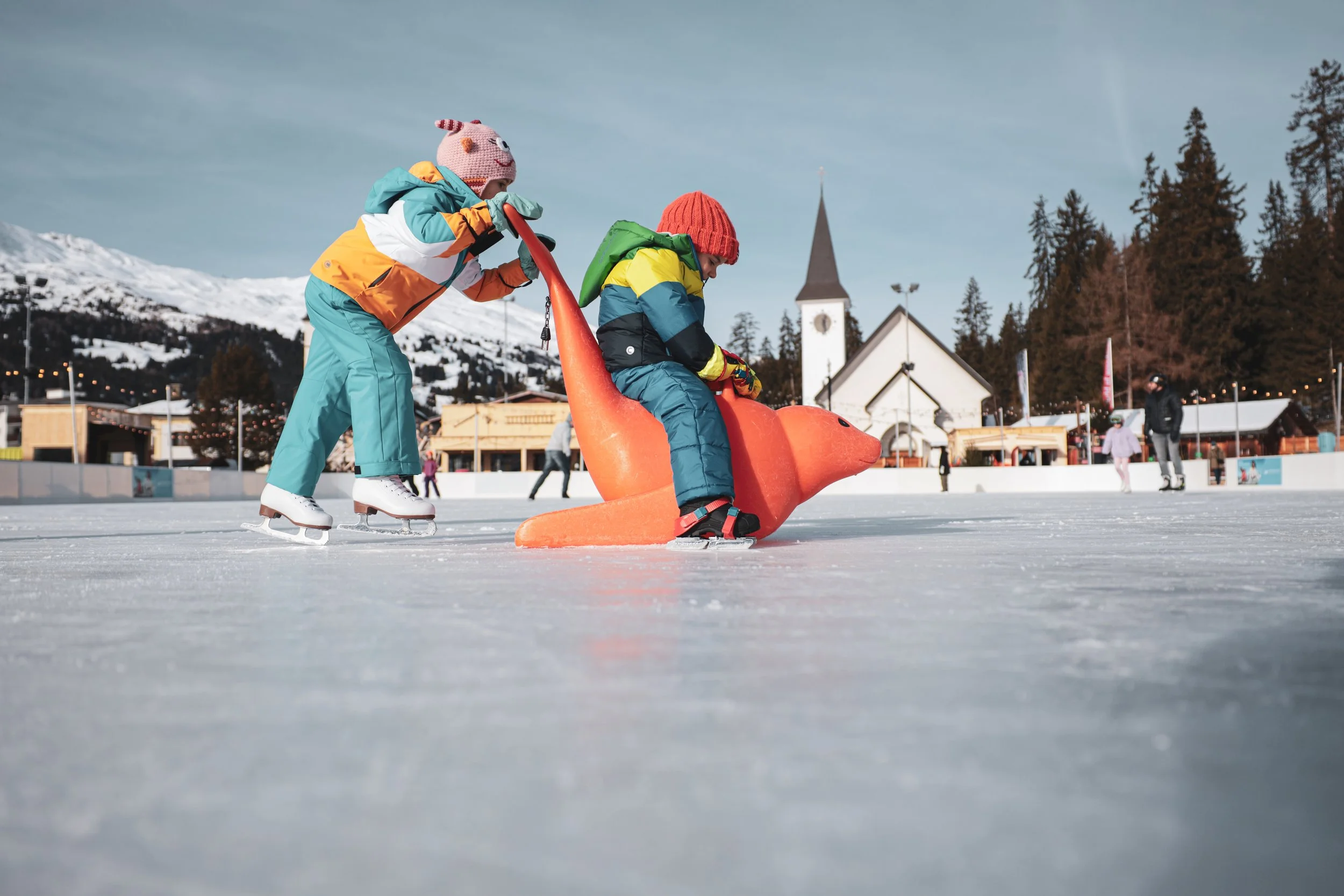 WOW Plaza Eislaufen-28.jpg