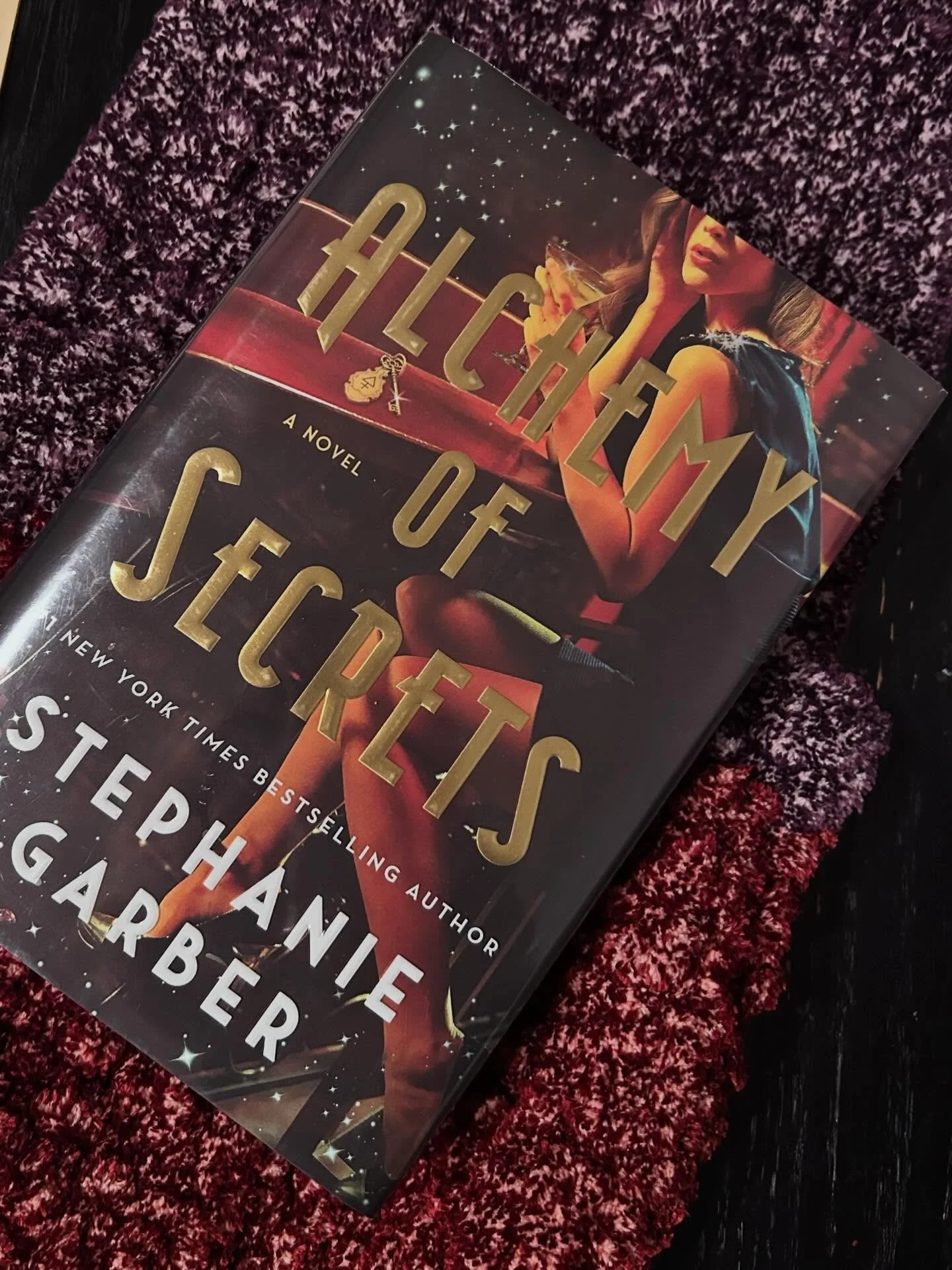 💥Book Review💥 

First book of 2026! And let me tell you, I needed this magical escape (and the new year just started). This was my first Stephanie Garber book and I thoroughly enjoyed the crazy ride. I know a lot of readers have noted that this boo