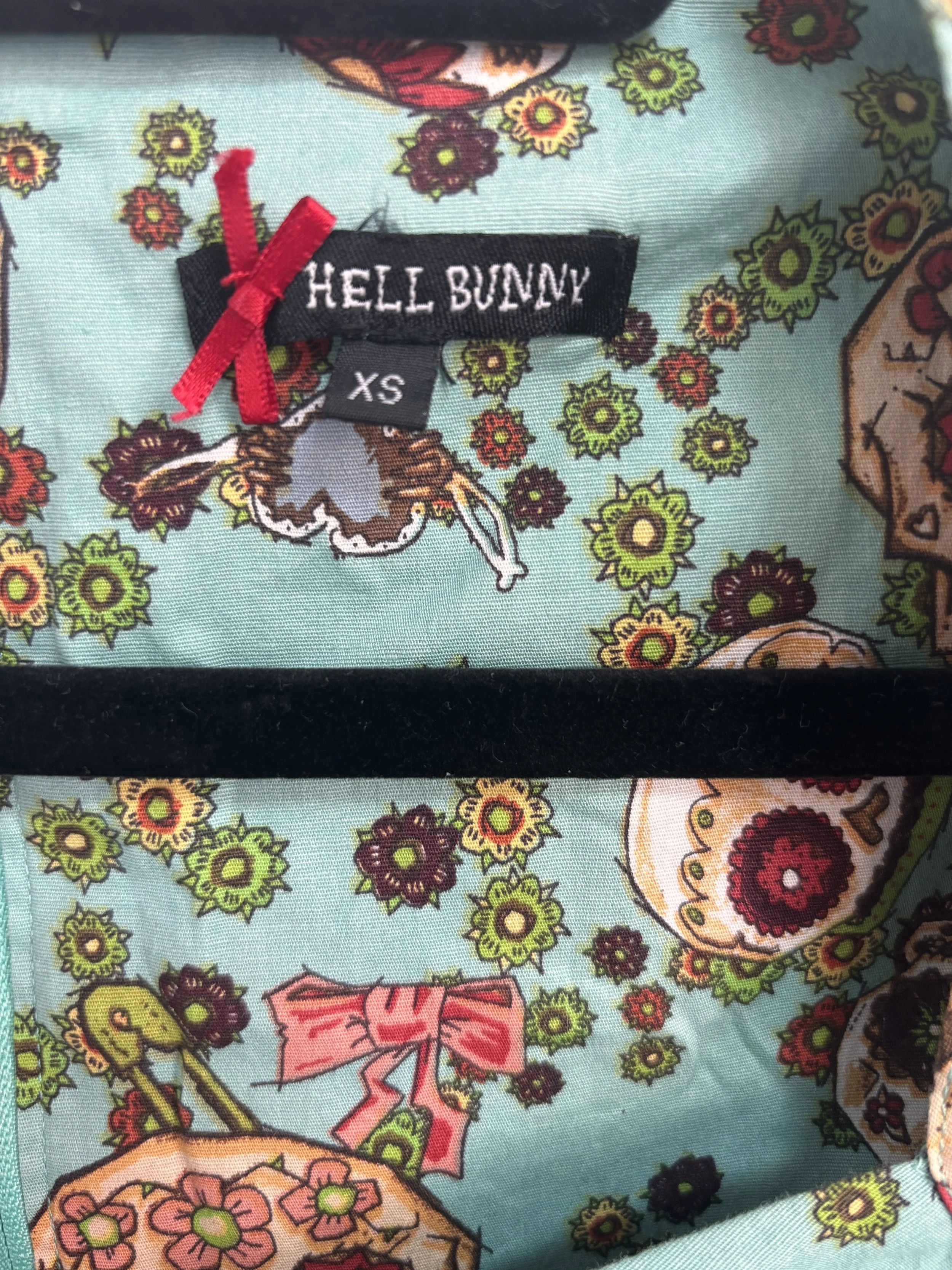 Hell Bunny size XS brand label