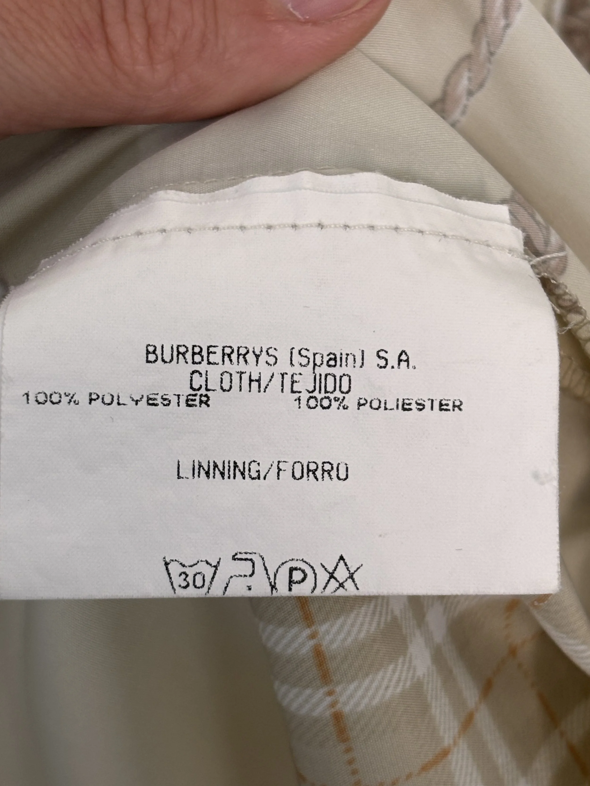 Burberrys vintage fabric label polyester made in Spain